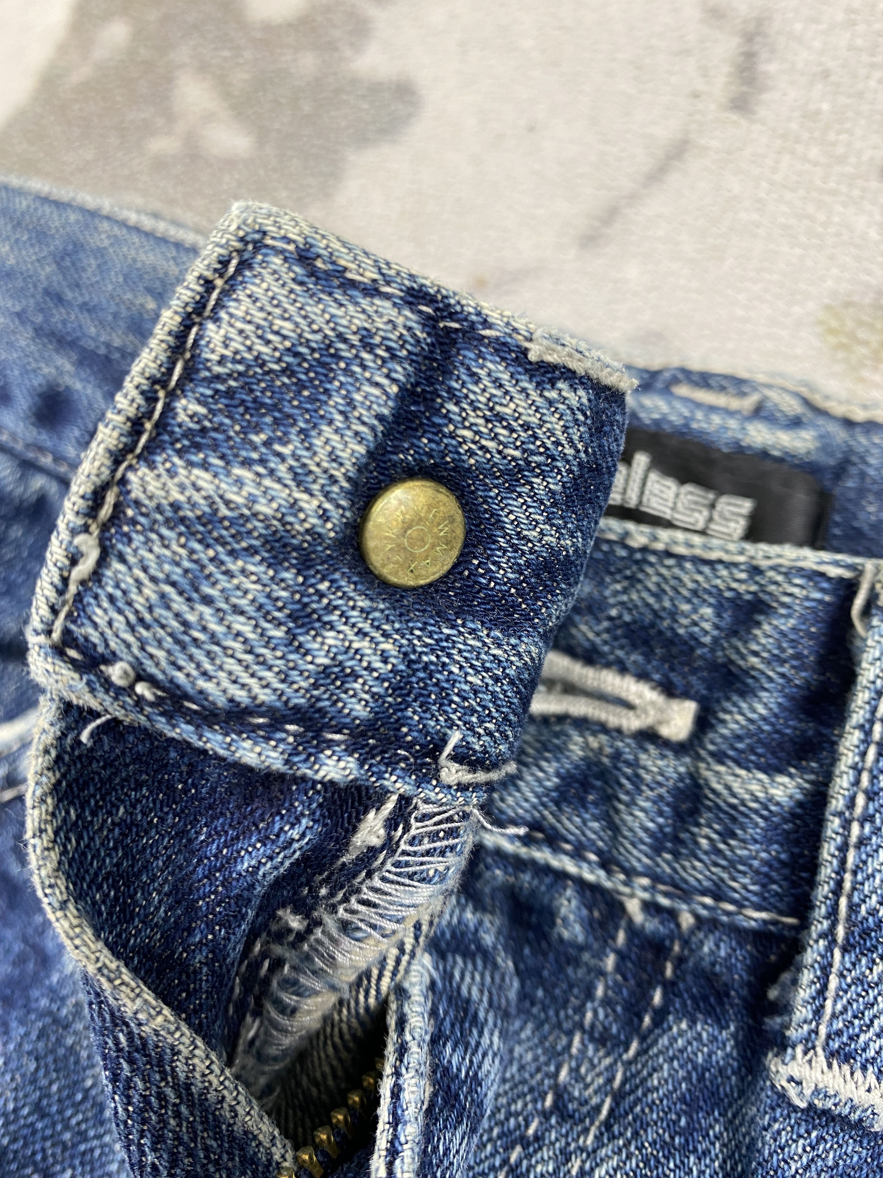Hysteric Glamour Distressed Vintage Ageless Flare Jeans 30x29 Denim- JN3712 Size US 30 / EU 46 - 7 Thumbnail