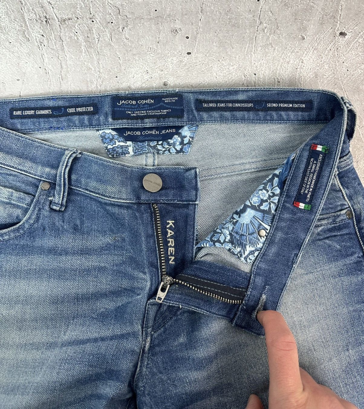 Jacob Cohen Jacob Cohen Karen Handmade Embroidered Floral Blue Jeans Size 30" / US 8 / IT 44 - 9 Thumbnail