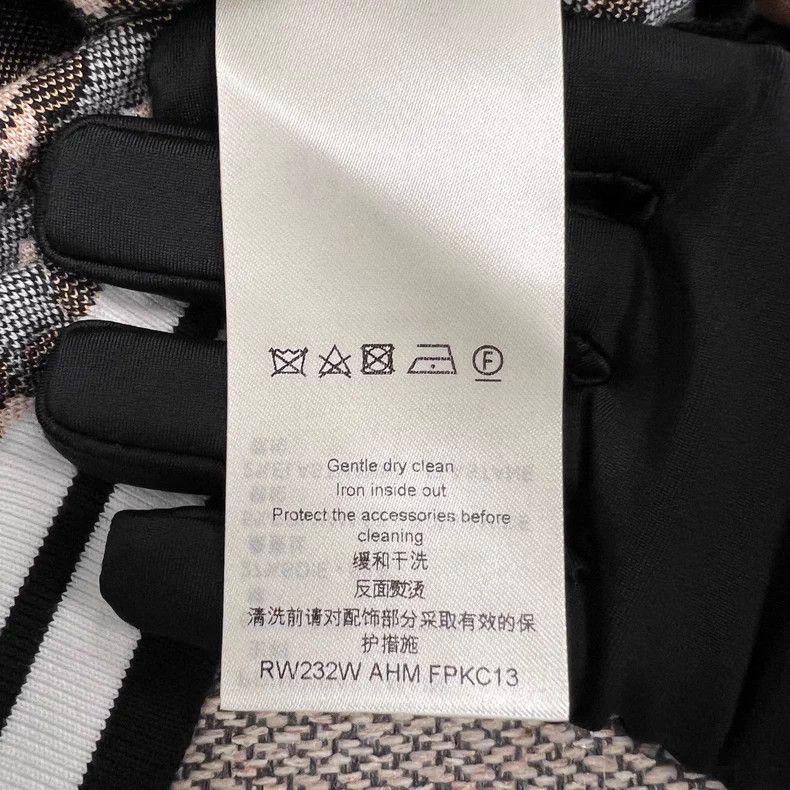 Louis Vuitton Louis Vuitton Blue and white porcelain presbyopic knit car Size XS / US 0-2 / IT 36-38 - 4 Thumbnail