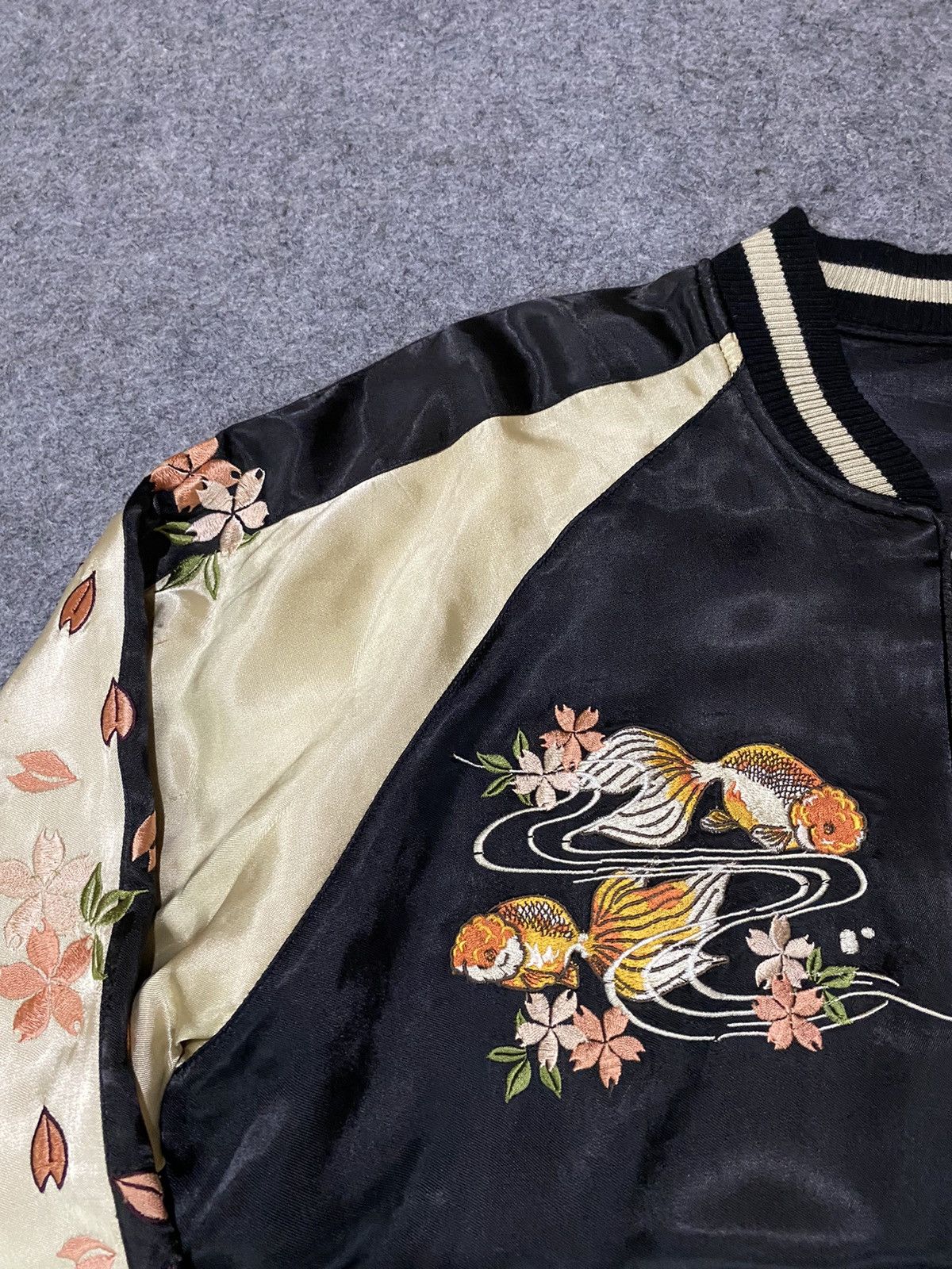 Japanese Brand Vintage Sukajan Koi Embroidery Souvenir Jacket Size US L / EU 52-54 / 3 - 9 Thumbnail