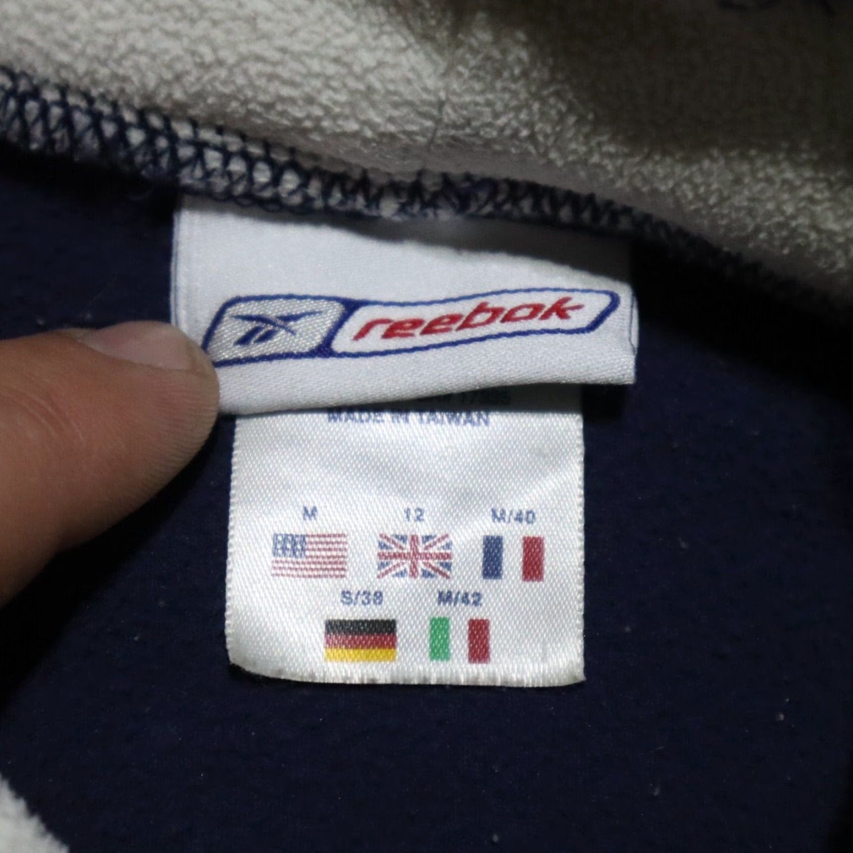 Reebok Reebok Sweater Full Zip Long Sleeve Men M Blue Solid Logo casual Adult Mens Size M Size US M / EU 48-50 / 2 - 2 Thumbnail
