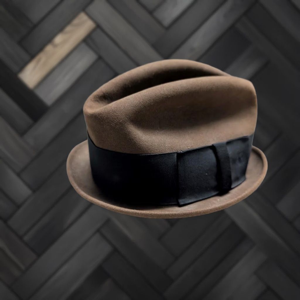 Vintage VINTAGE Berg fur felted beaver blend Fedora hat 7-1/8 brown Mens adult 1950s 57cm costume style Size ONE SIZE - 1 Thumbnail