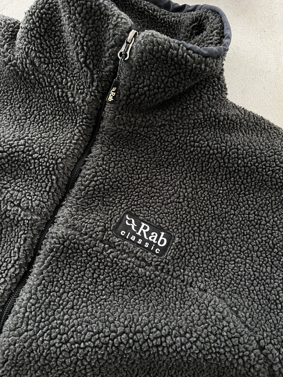 Rab Vintage Outdoor Rab Heavy Teddy Grey Fleece Jacket Y2K Size US XL / EU 56 / 4 - 9 Thumbnail