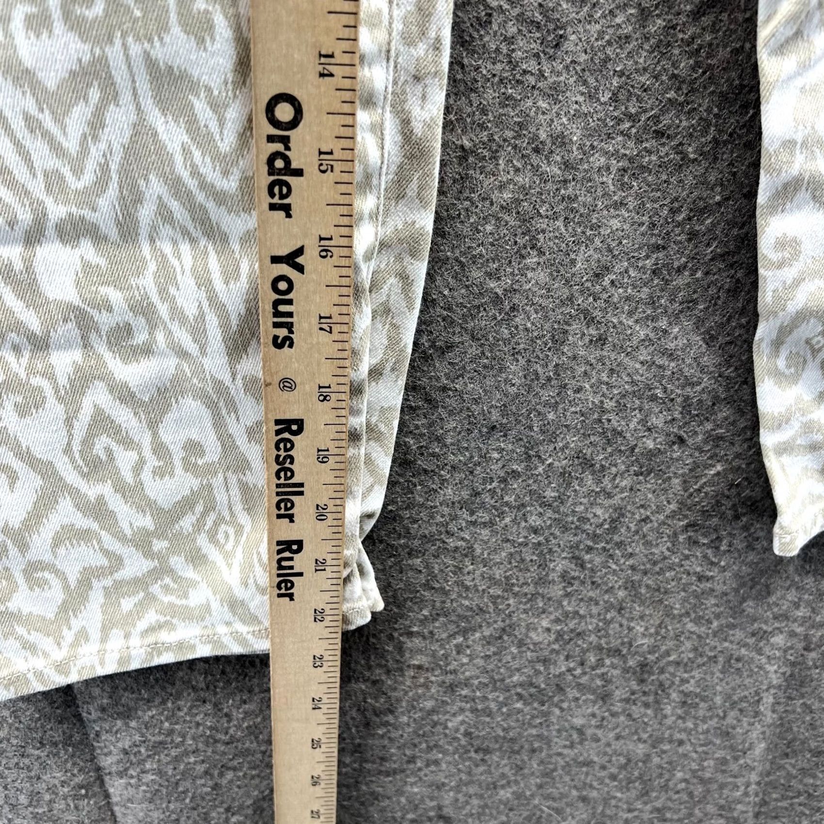 Vintage Chico's Pants Womens 1 White Beige Chino Printed Capri Cropped Dressy Casual Straight Leg 22 in Inseam Womens (Size 1) Beige Cropped Capris Size 25" / US 0 / IT 36 - 6 Thumbnail