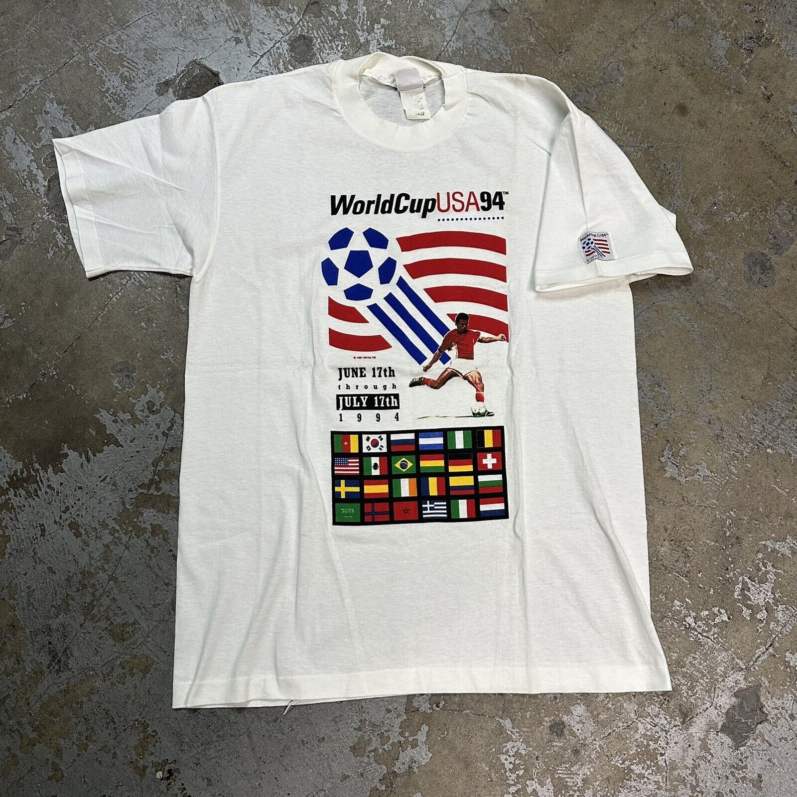 Giant Vintage 1994 Giant FIFA World Cup USA Soccer T-Shirt Size US L / EU 52-54 / 3 - 2 Thumbnail