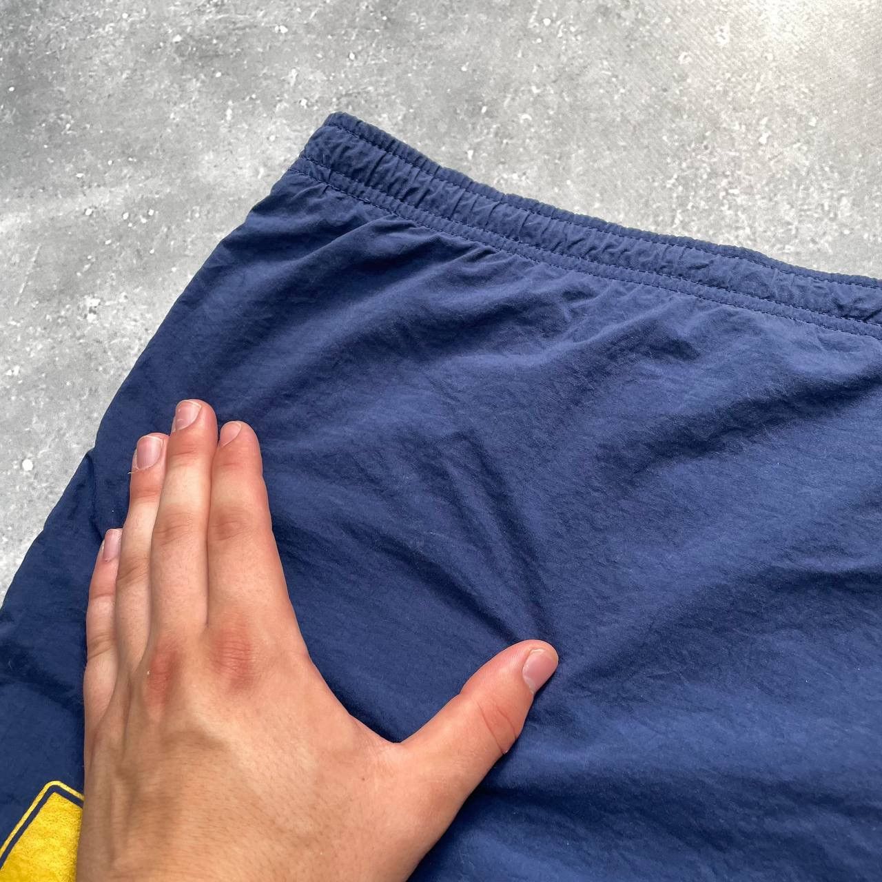 Other Vintage 90s Nike Athletic 4 Inch Shorts Blue Size US 36 / EU 52 - 19 Thumbnail