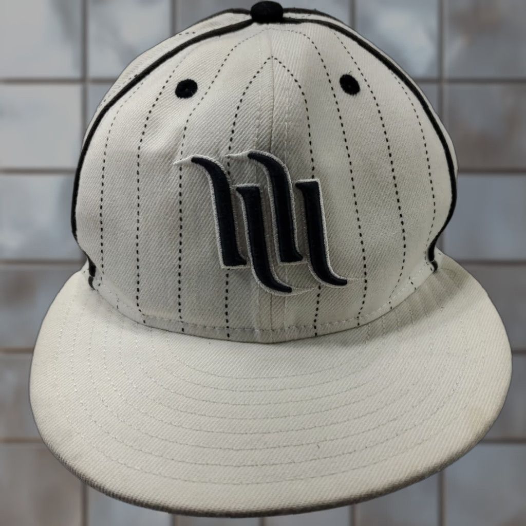 Bally Hart and Huntington 59Fifty Baseball Cap Hat Fitted 7 White 59Fifty Baseball Cap Mens Cap Pinstripe Ball Hat Size ONE SIZE - 1 Thumbnail