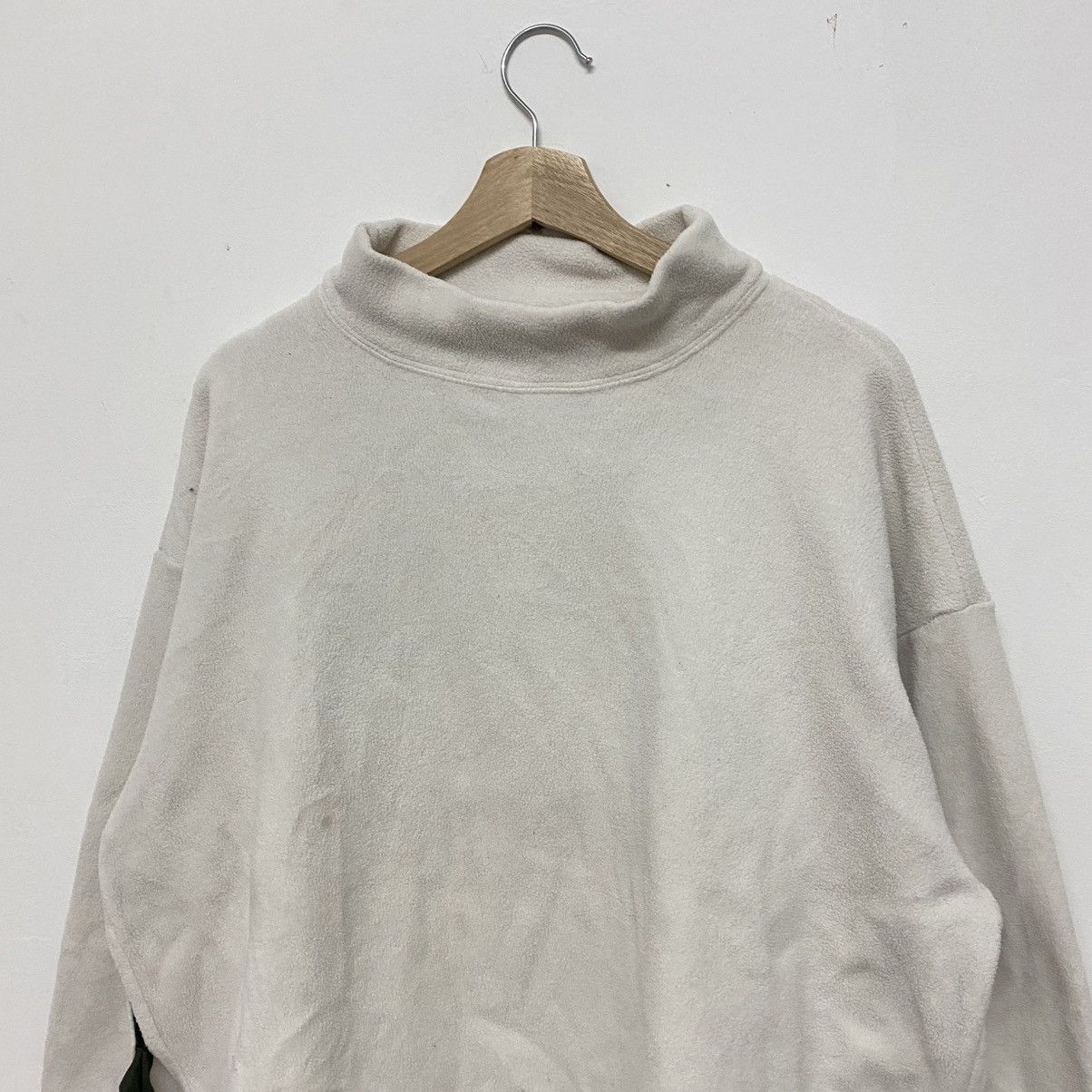 Uniqlo × White Mountaineering WHITE MOUNTAINEERING FLEECE OVERSIZED PULLOVER Size US XL / EU 56 / 4 - 3 Thumbnail
