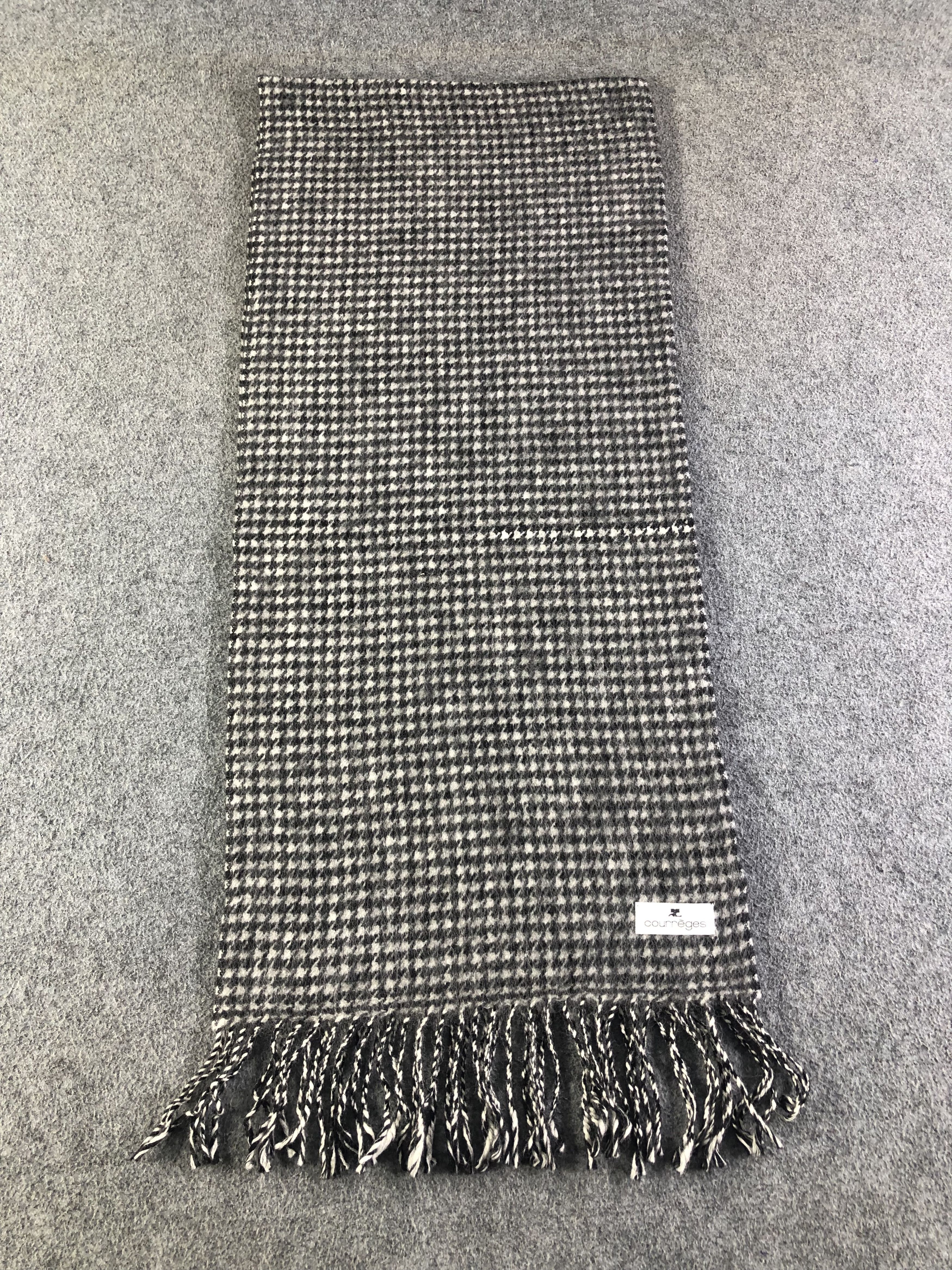 Courreges Courreges Scarf / Muffler / Neckwear SS1248 Size ONE SIZE - 2 Thumbnail