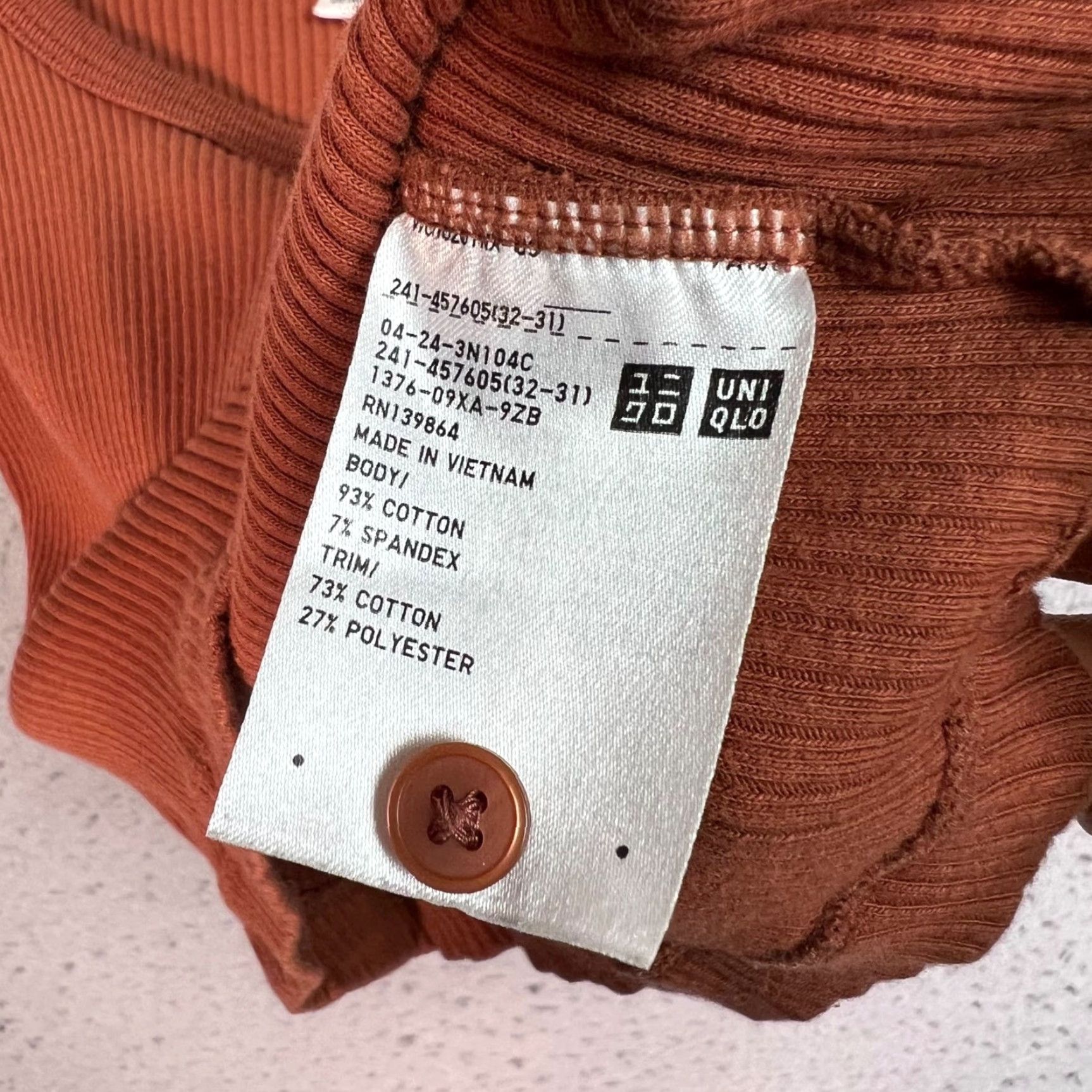 Uniqlo Uniqlo Womens Small Ribbed Rust Orange Henley Tank Top Shirt Tank Adult Womens Small Orange Cotton Cotton Blend Casual Sleeveless Spring Summer Womens Size S / US 4 / IT 40 - 4 Thumbnail