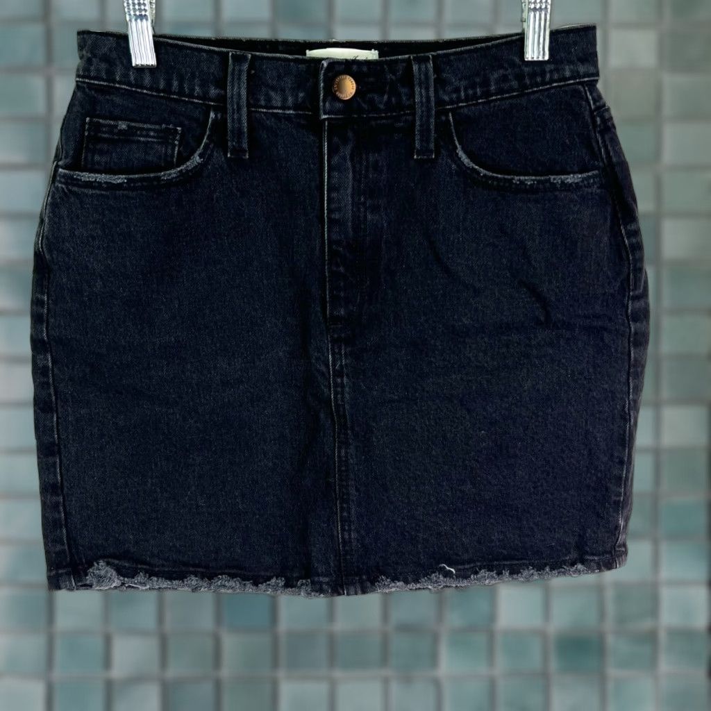 Vintage Universal Threads Black Denim Jeans Mini Skirt Womens Size 6 28X16 Size 28" / US 6 / IT 42 - 1 Thumbnail