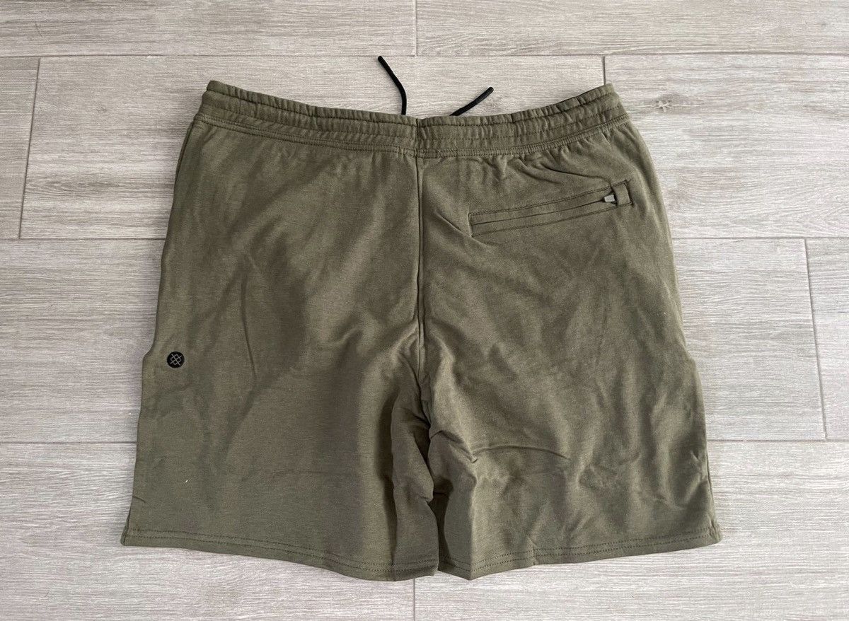 Stance Socks Stance Shelter Short with Butter Blend Olive Size Large New Size US 36 / EU 52 - 8 Thumbnail