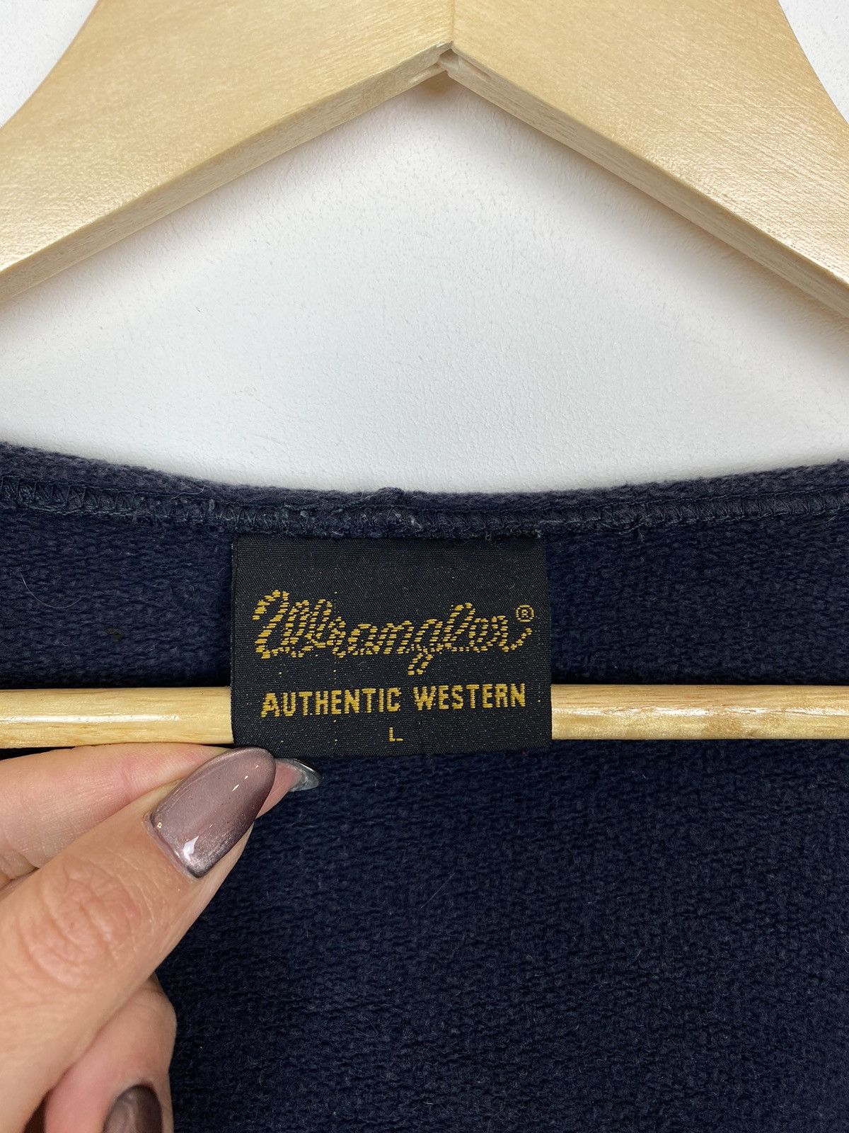 Wrangler Vintage Wrangler Authentic Western Full Zip Hoodie Sun Faded Size US L / EU 52-54 / 3 - 7 Thumbnail