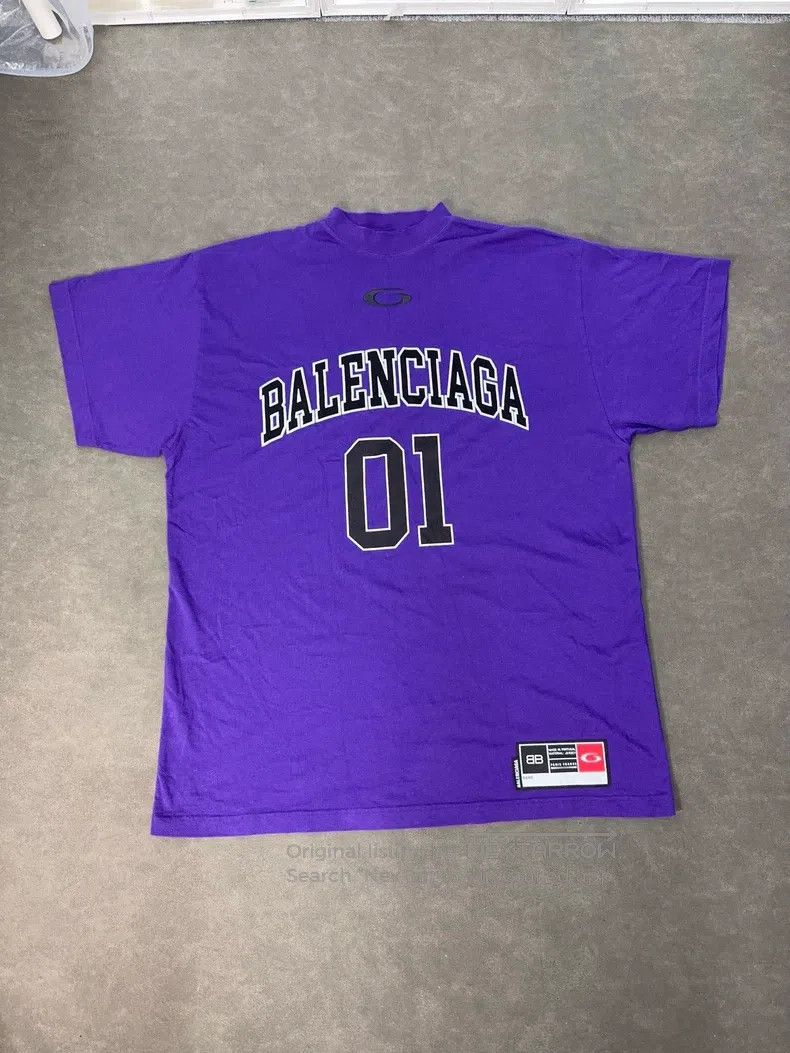 Balenciaga Balenciaga Alphabet Printed Short Sleeve T-Shirt Size US M / EU 48-50 / 2 - 1 Thumbnail