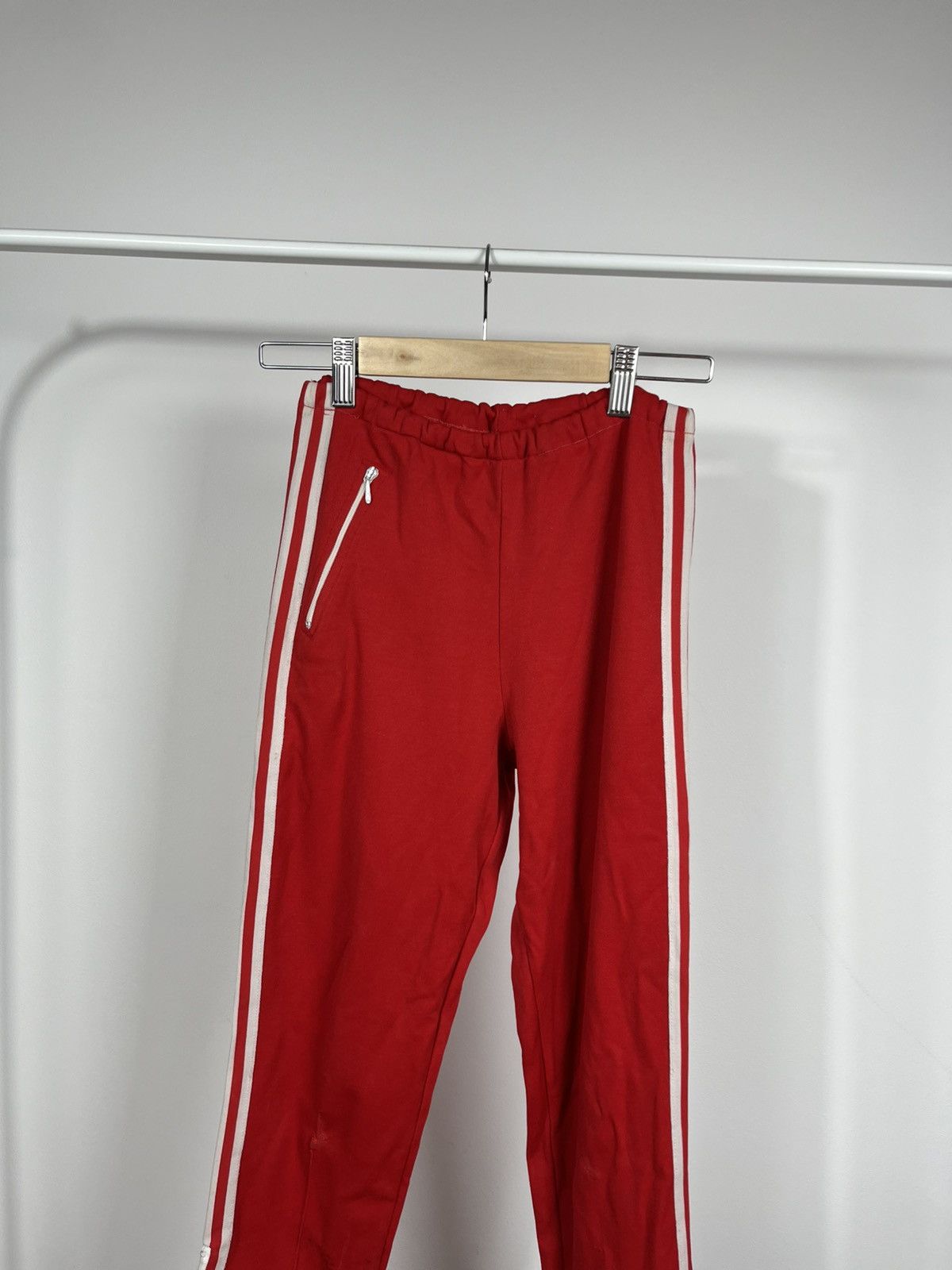 Adidas Vintage Adidas kids track pants red 3 stripes size 152 Size US 26 / EU 42 - 2 Thumbnail