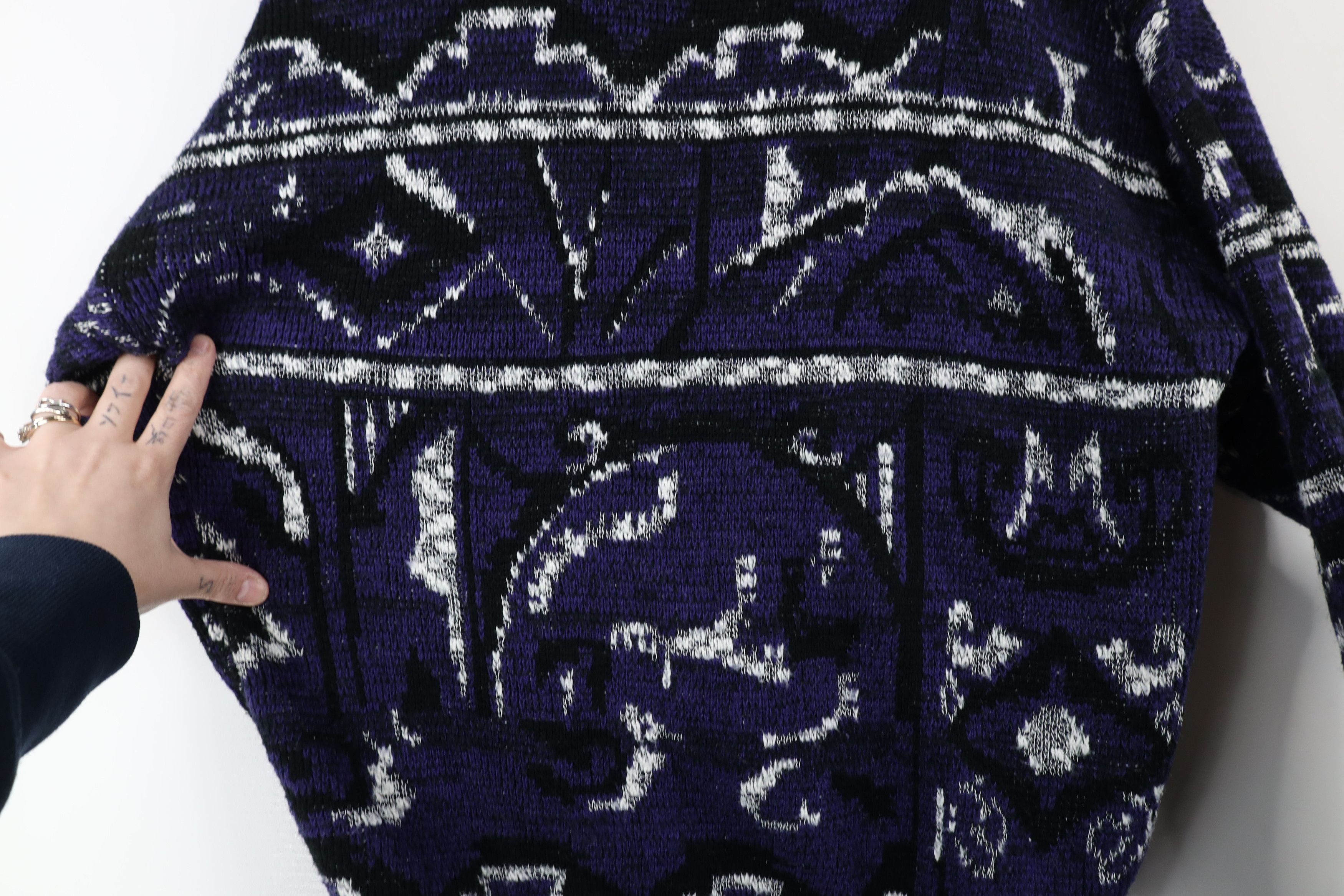 Vintage Vintage 90s Coogi Style Geometric Knit Crewneck Sweater Size L / US 10 / IT 46 - 8 Thumbnail