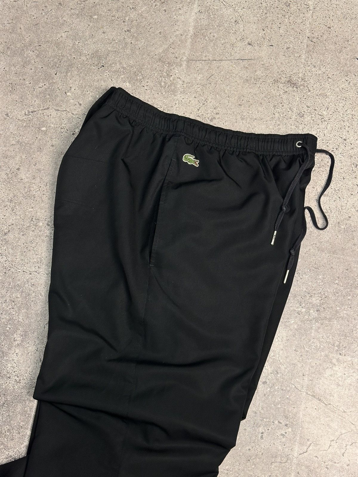 Lacoste Vintage Lacoste black track pants nylon minimal Y2K sport Size US 38 / EU 54 - 13 Thumbnail