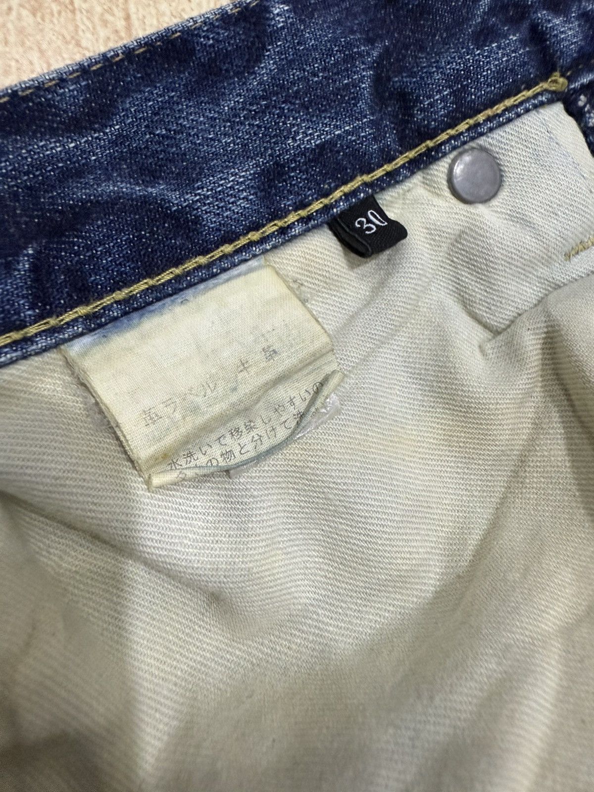 Hysteric Glamour HYSTERIC GLAMOUR DISTRESSED STYLE JEANS Size US 30 / EU 46 - 13 Thumbnail