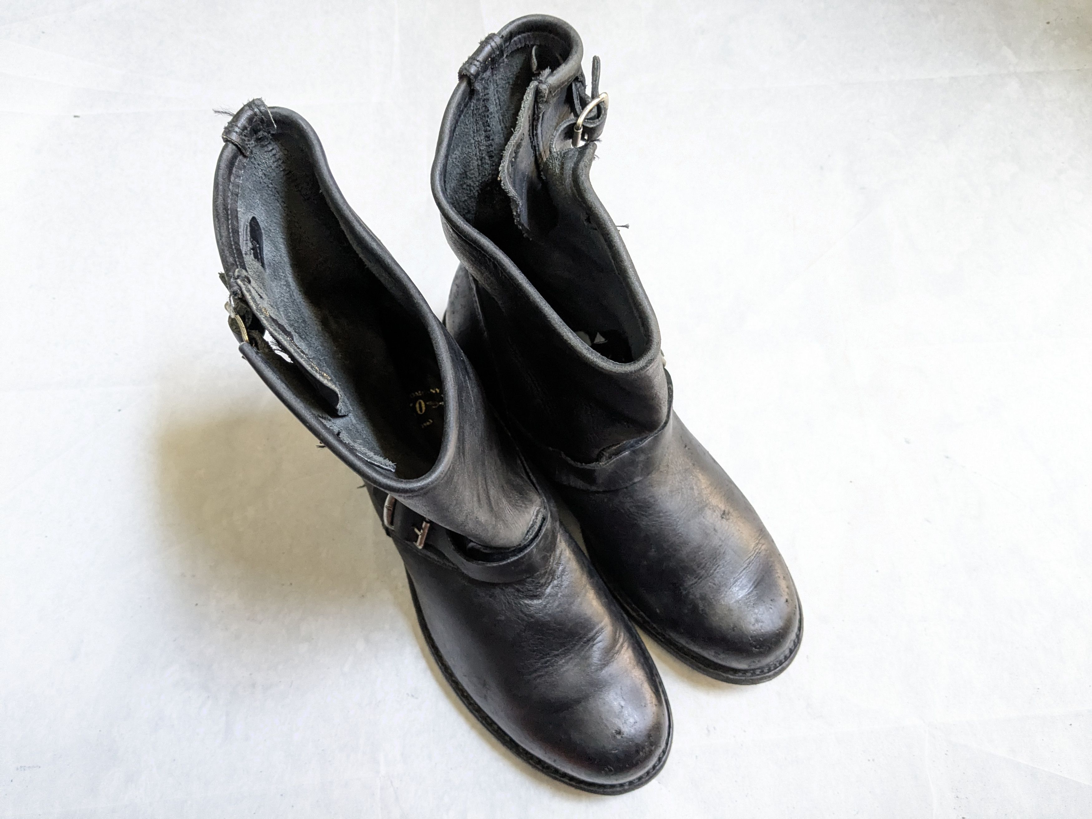 Frye Frye Engineer Black Leather 9.5 M Leather Buckle Size US 9.5 / EU 42-43 - 4 Thumbnail