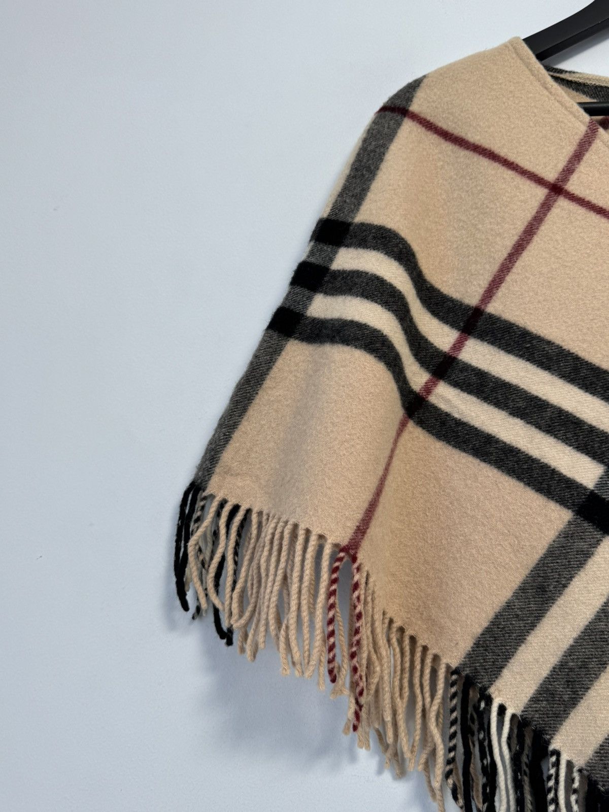 Burberry Burberry London Nova Check Poncho Cape Merino Wool& Cashmere Size L / US 10 / IT 46 - 8 Thumbnail