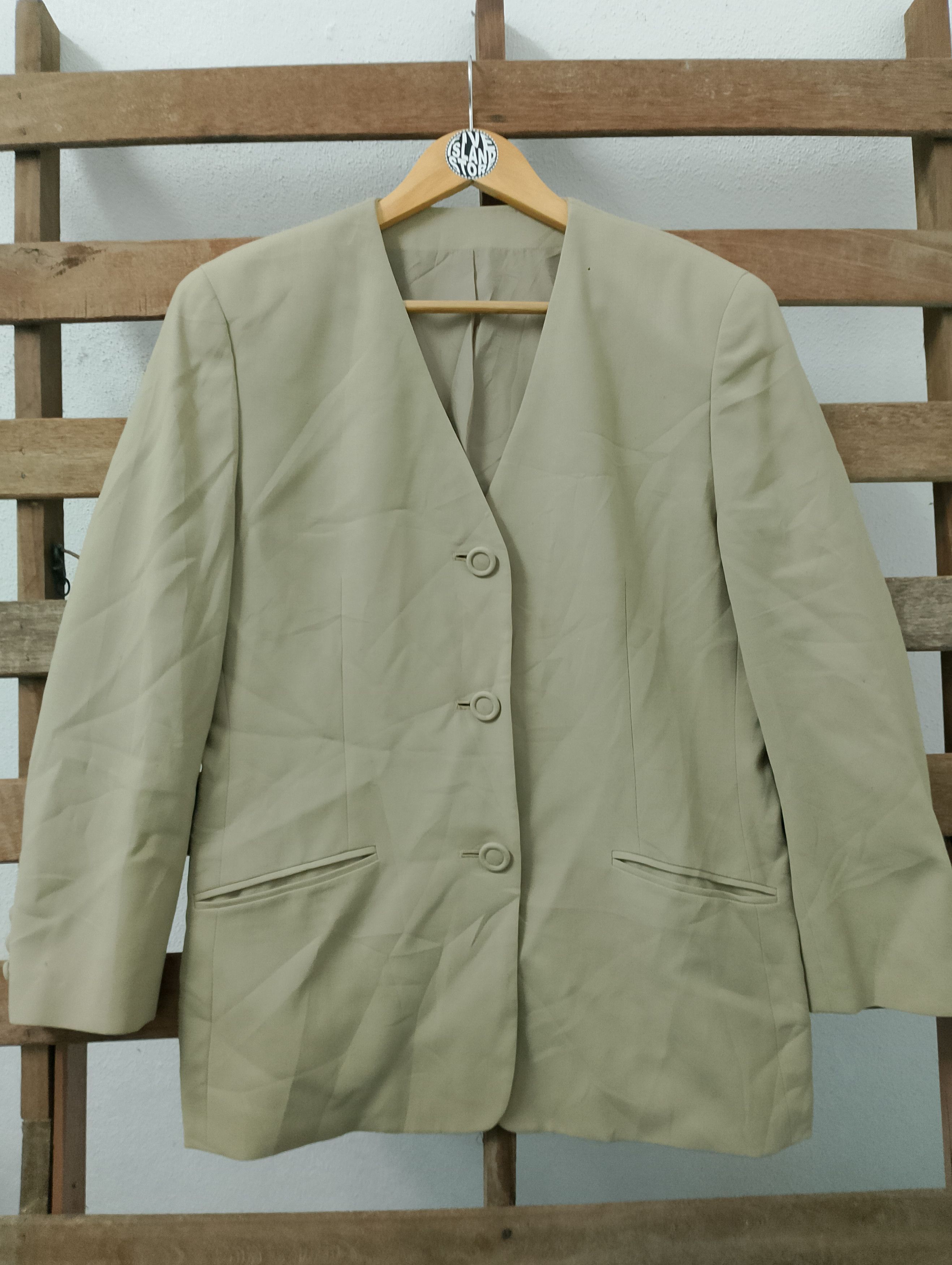 Burberry 🔥STEAL🔥 Burberrys Blazer Nice Design Size M / US 6-8 / IT 42-44 - 1 Thumbnail
