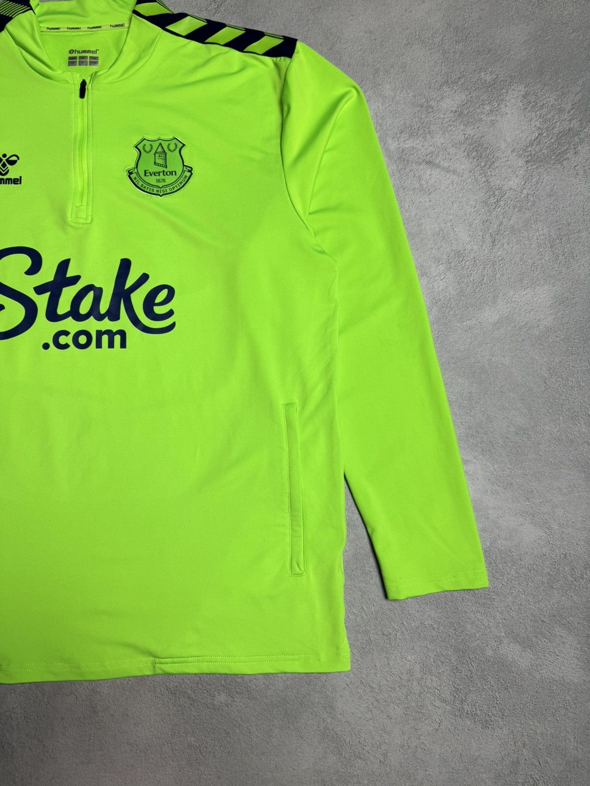 Hummel Everton 2022 2023 Training Football Soccer Top Hummel Size US XXL / EU 58 / 5 - 6 Thumbnail