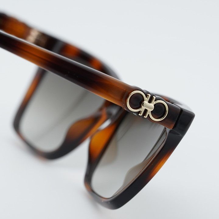 Salvatore Ferragamo Salvatore Ferragamo SF1027S 214 Sunglasses Havana Square Size ONE SIZE - 9 Thumbnail