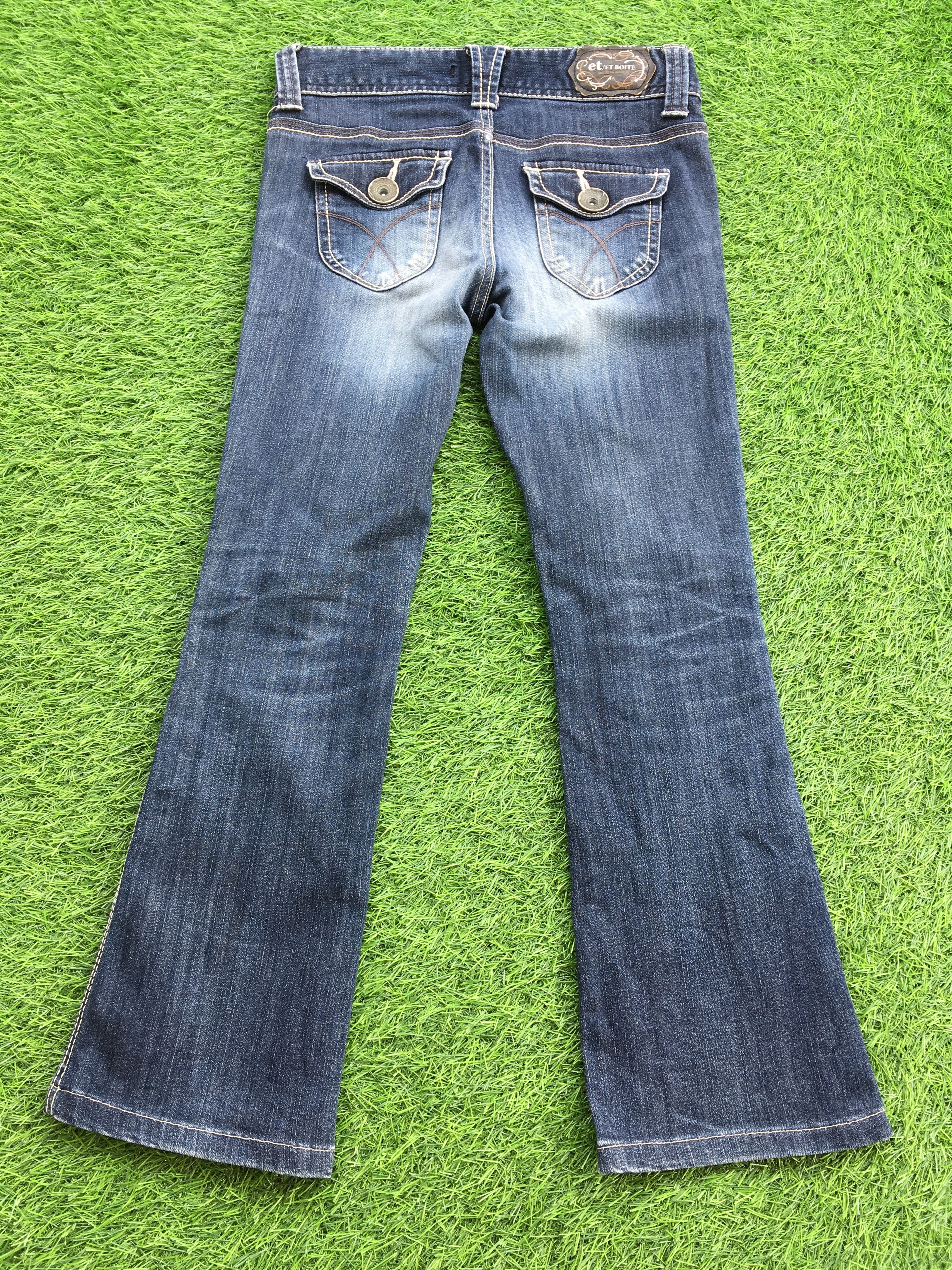 Japanese Brand Japanese Blue Flared Jeans Distressed Jeans D-1177 Size 25" / US 0 / IT 36 - 2 Thumbnail