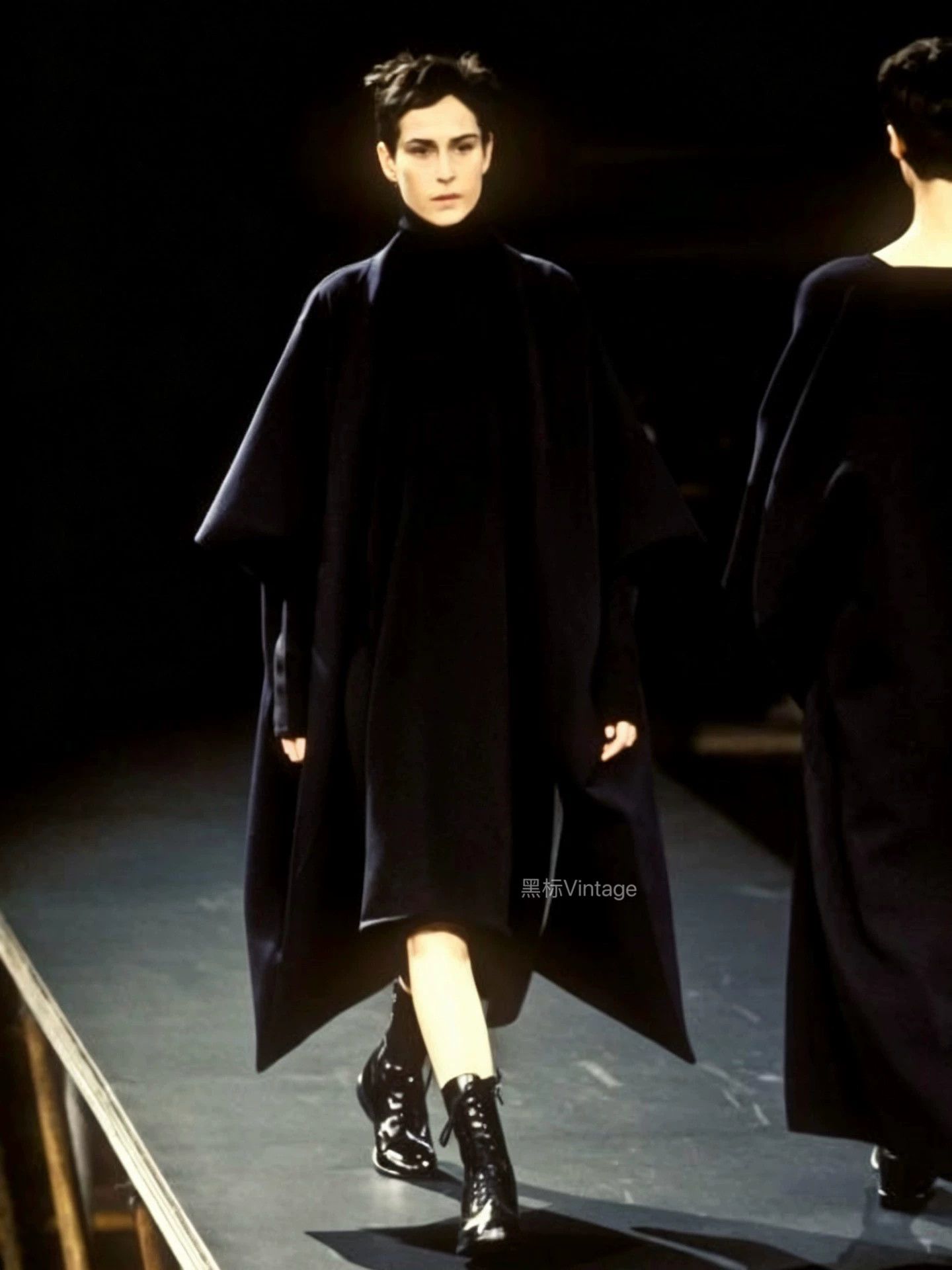 Yohji Yamamoto Yohji Yamamoto 94AW Archive Silk Kimono Robe Size S / US 4 / IT 40 - 1 Thumbnail