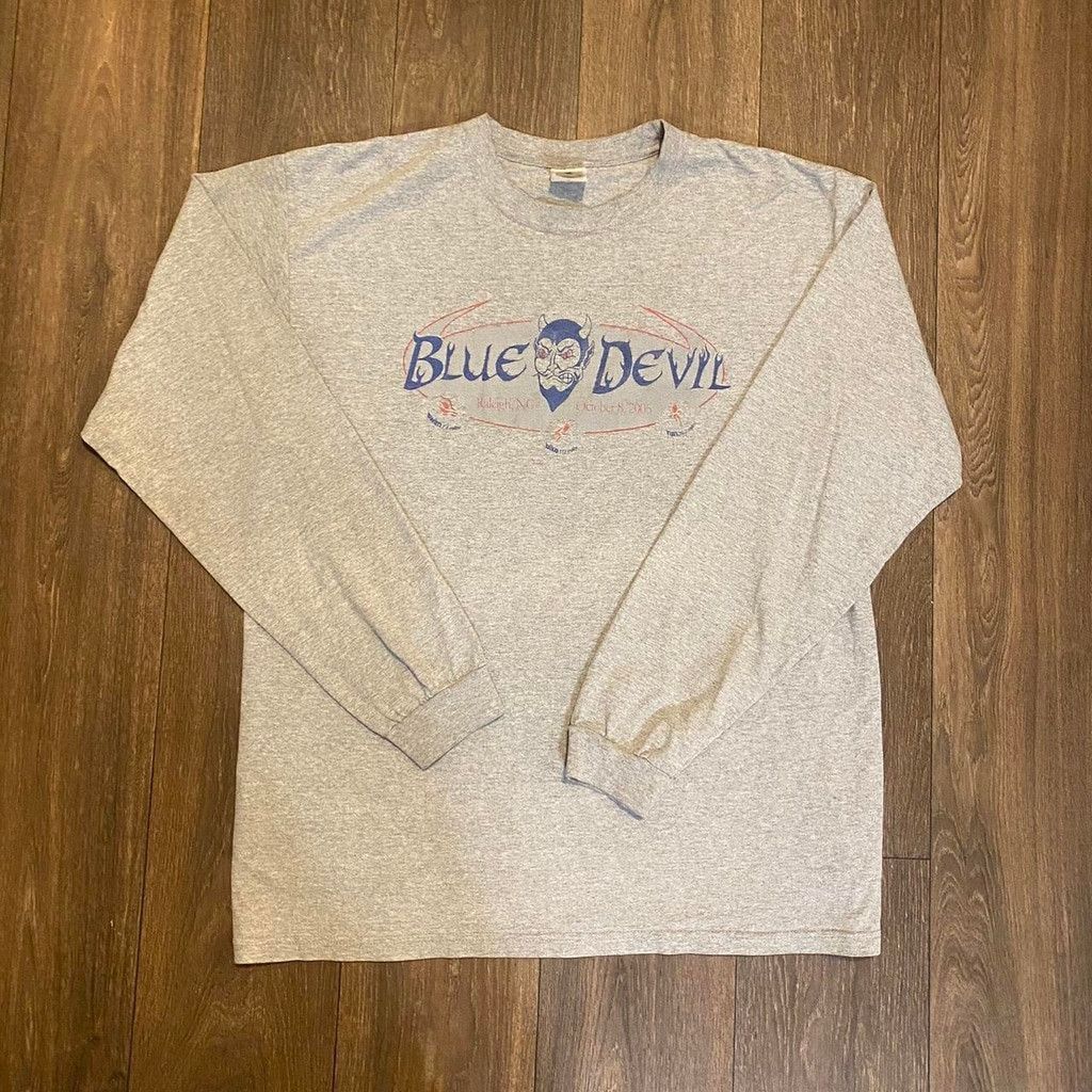 Anvil Vintage Anvil Blue Devil shirt size L Size US L / EU 52-54 / 3 - 1 Thumbnail