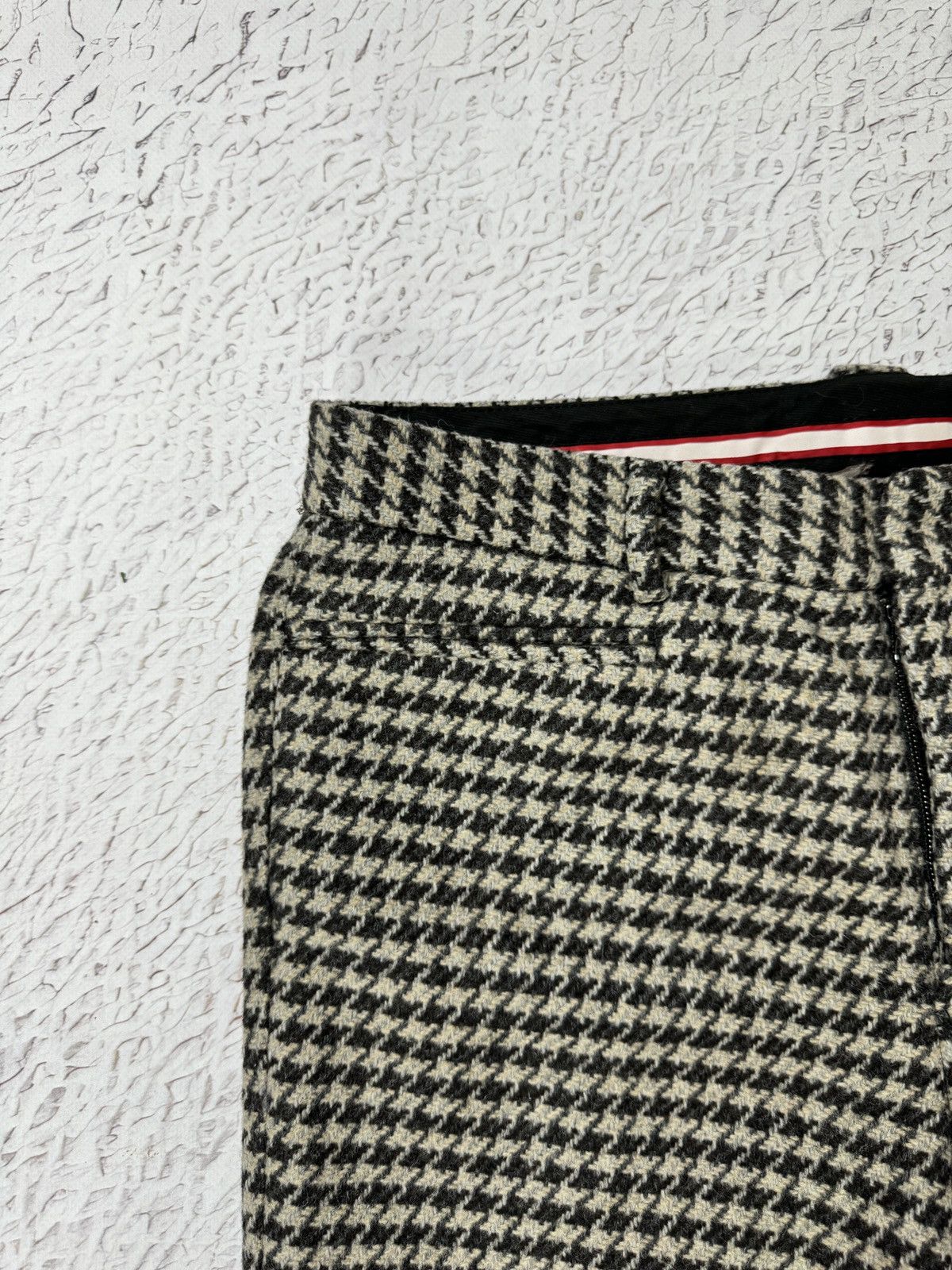 Bally Bally Wool Gray houndstooth casual classic pants Size US 30 / EU 46 - 8 Thumbnail