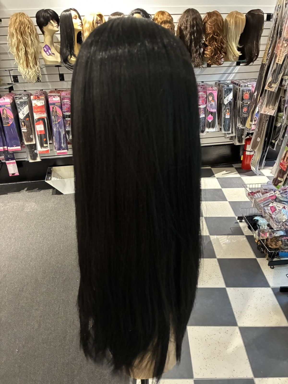 Other Tess wigs hd lace front lux wig Size ONE SIZE - 3 Thumbnail