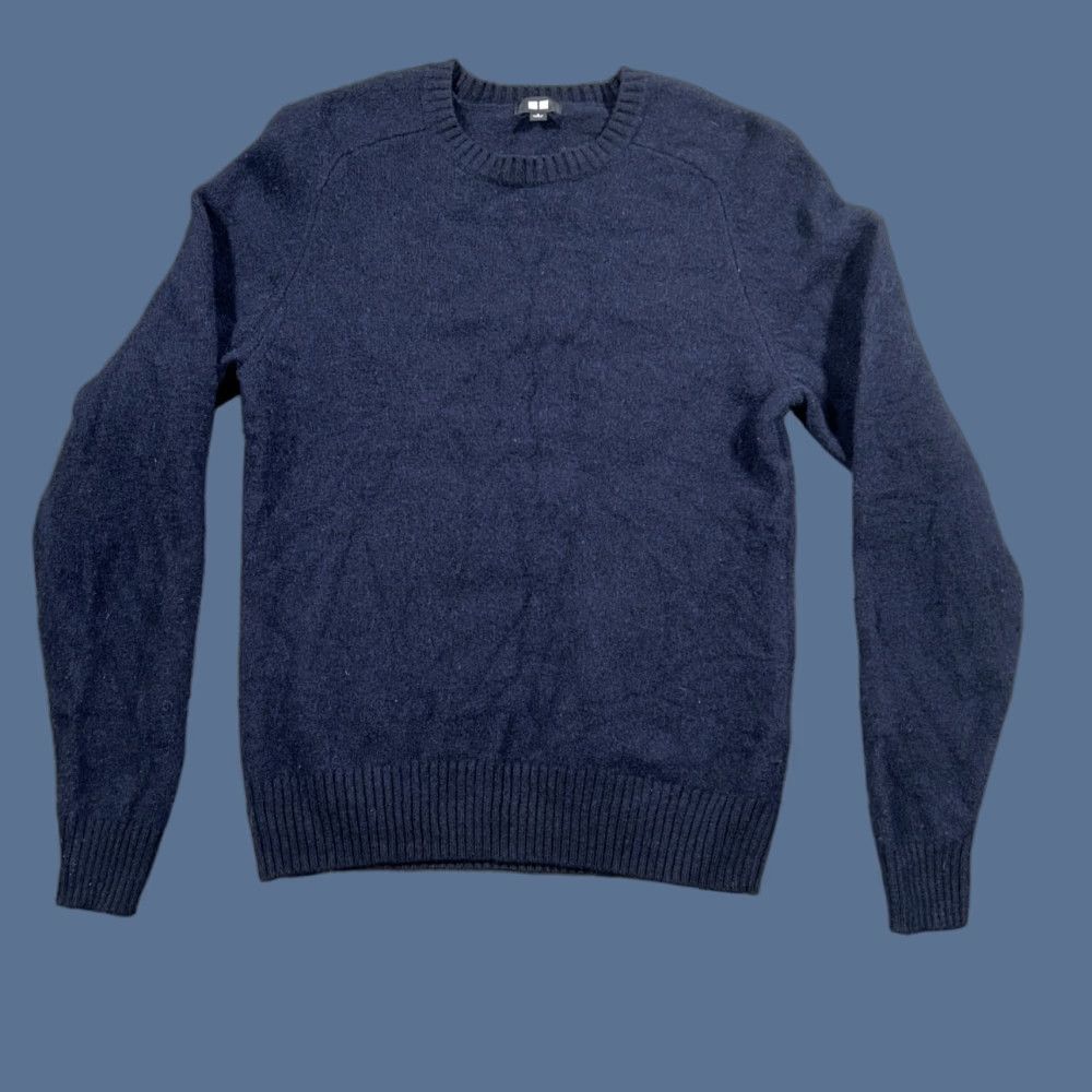 Uniqlo Uniqlo Sweater Womens Size Small Black 100% Wool Lightweight Crew Neck Size S / US 4 / IT 40 - 1 Thumbnail