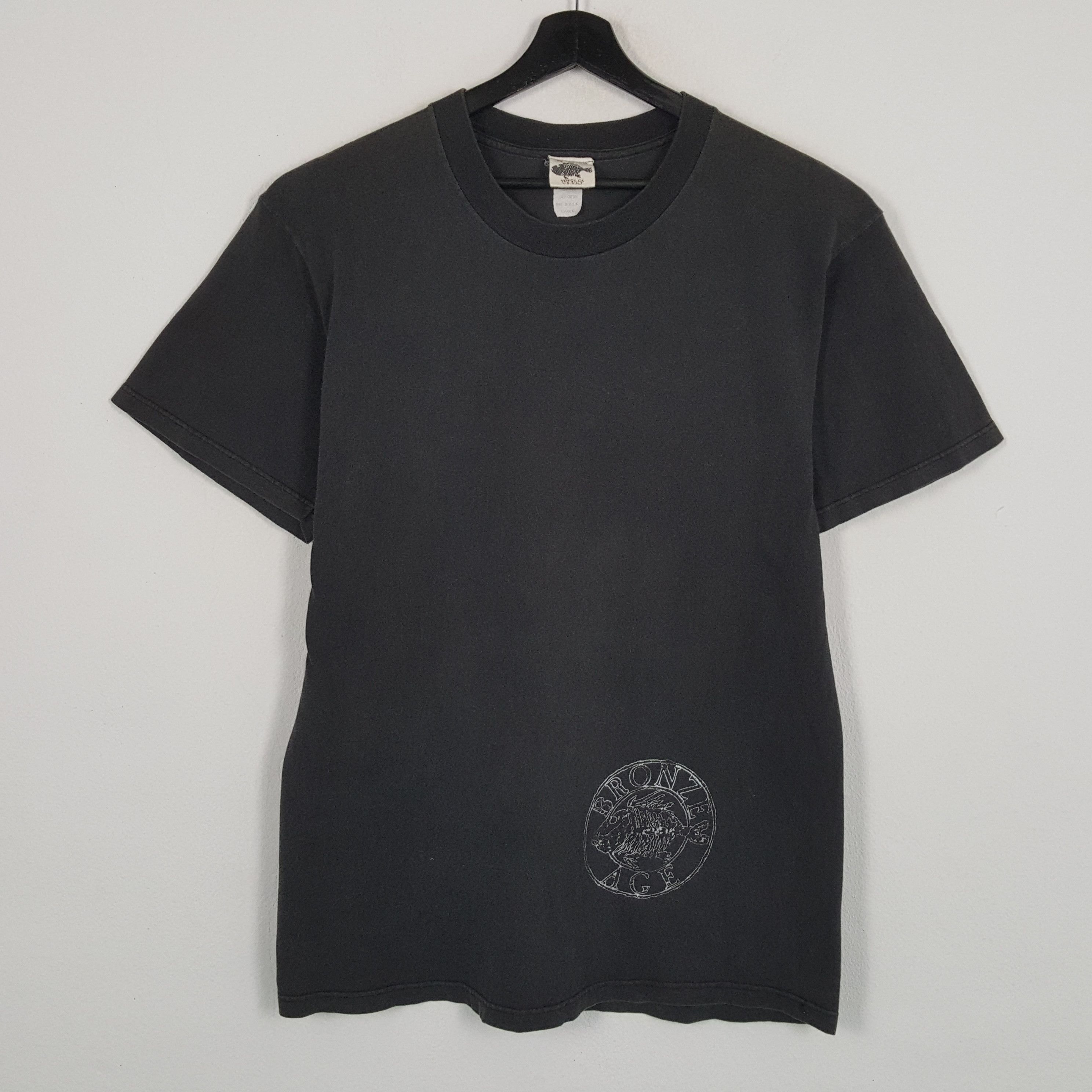 Vintage BRONZE AGE Surfing Style Streetwear Vintage Tshirt Size US L / EU 52-54 / 3 - 3 Thumbnail