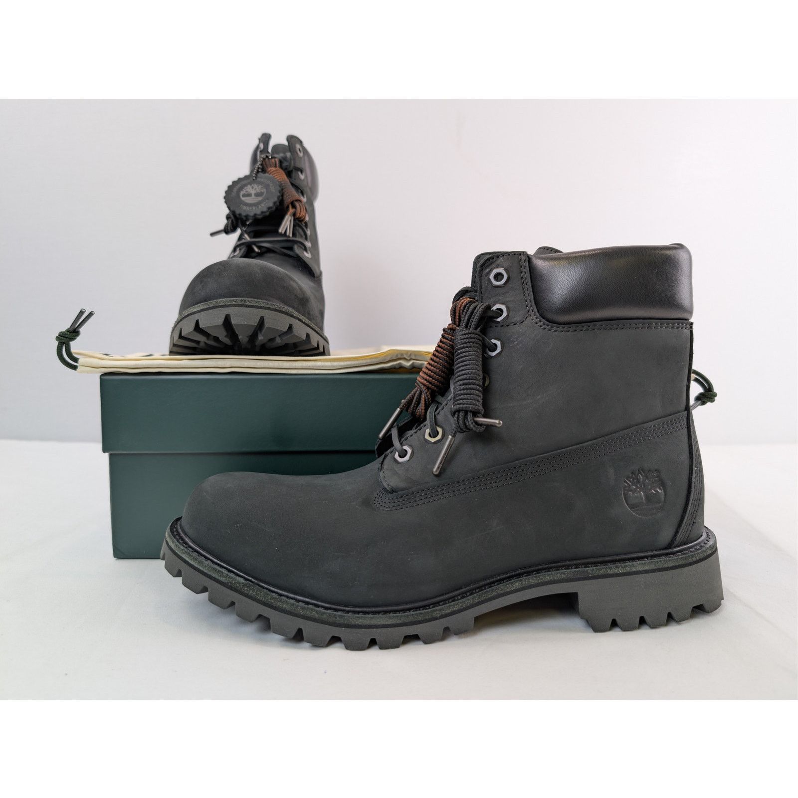 Timberland o1rshd1 Luxe Mid Lace Waterproof Boots in Black Nubuck Size US 11 / EU 44 - 18 Thumbnail