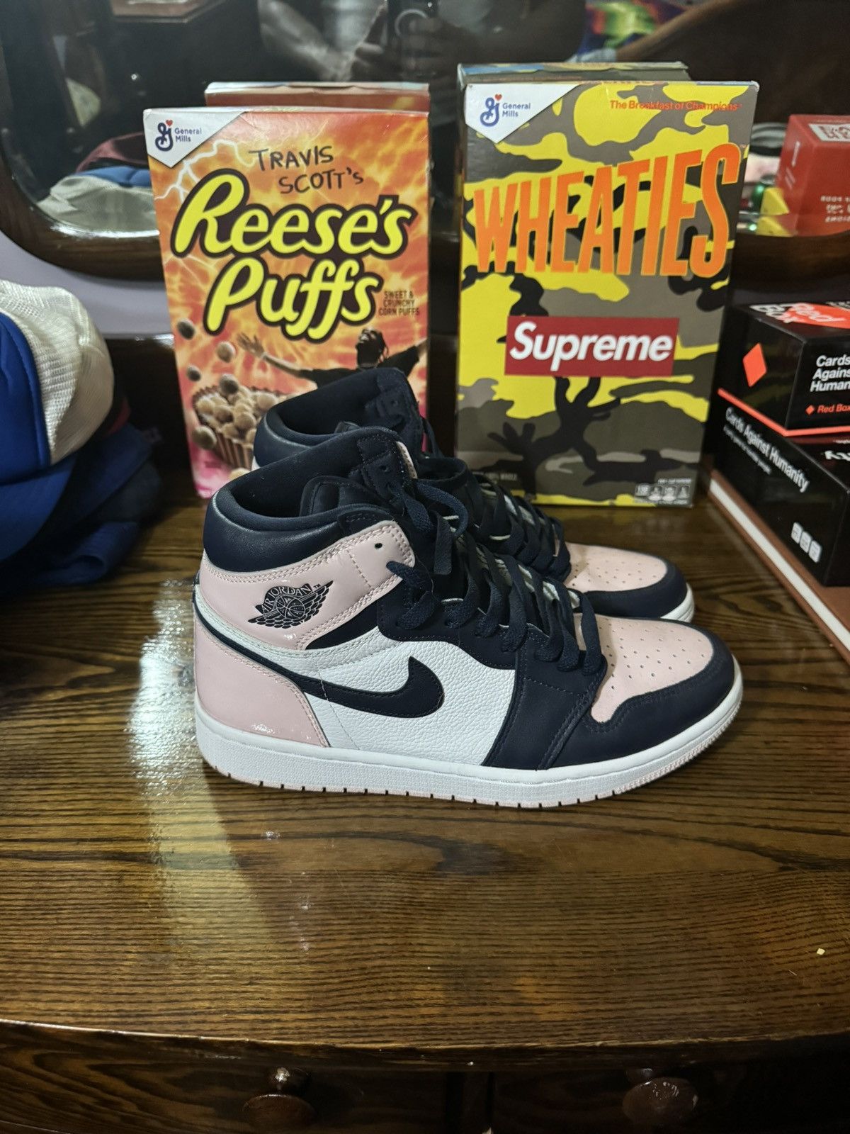 Jordan Brand Jordan 1 Bubble Gum Size US 8.5 / EU 41-42 - 3 Thumbnail