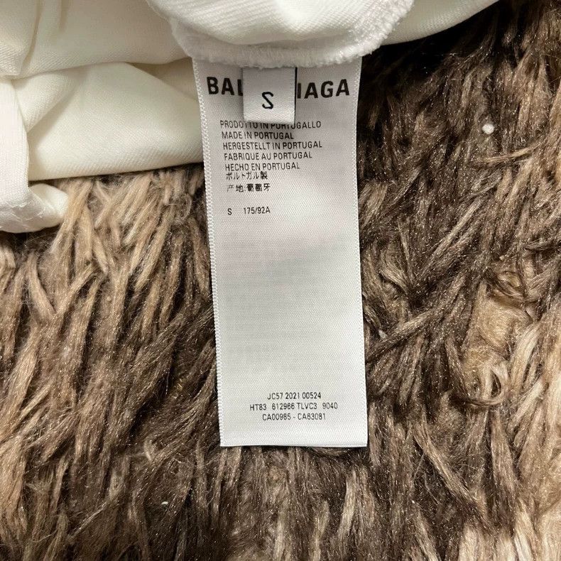 Balenciaga Balenciaga Heart Embroidered Valentine's Day Limited Short Size US S / EU 44-46 / 1 - 3 Thumbnail
