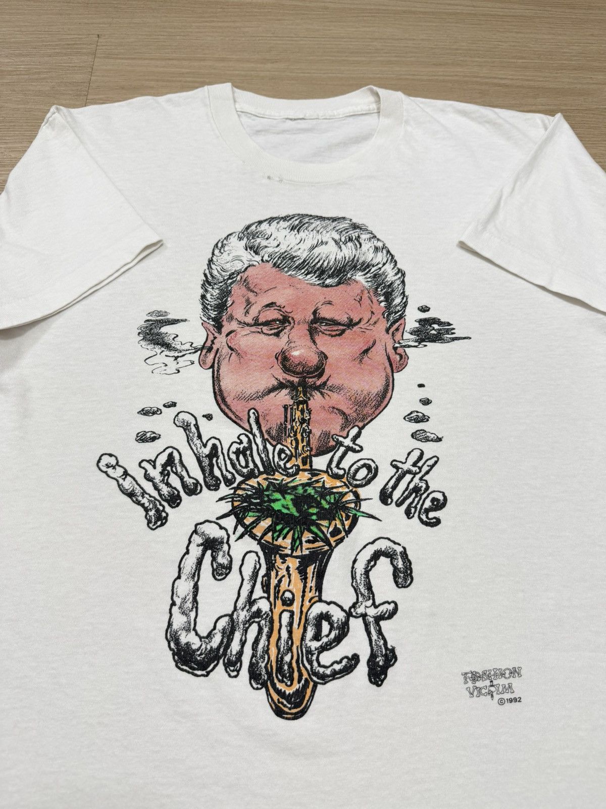 Other Vintage 90s fashion victim tee Size US XL / EU 56 / 4 - 1 Thumbnail