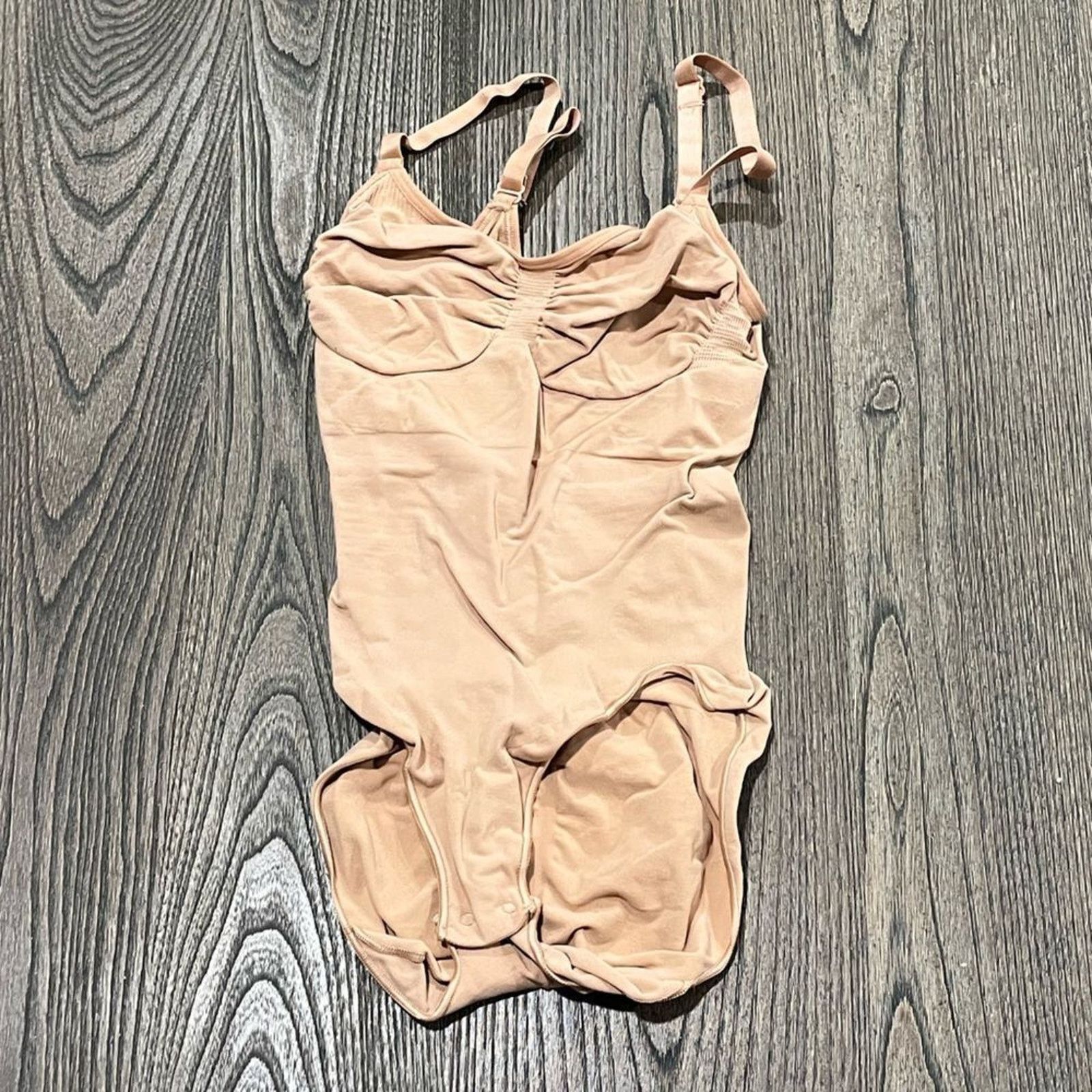 SKIMS NWOT Skims Sculpting Bodysuit - Size L/XL Size ONE SIZE - 1 Thumbnail