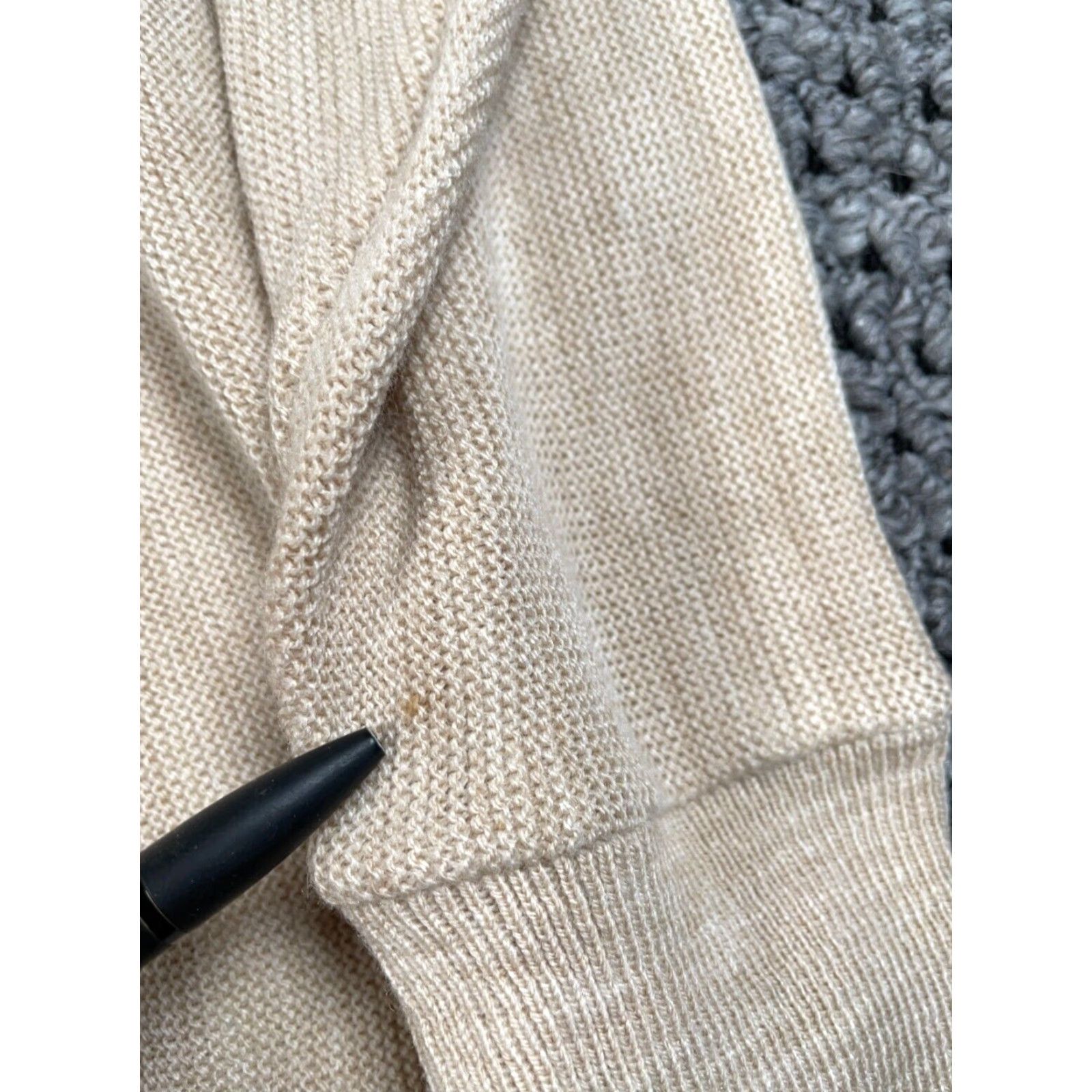 Vintage VINTAGE Penguin Cardigan Sweater Adult Large Beige Lightweight Knit 90s Preppy Mens Size US L / EU 52-54 / 3 - 5 Thumbnail