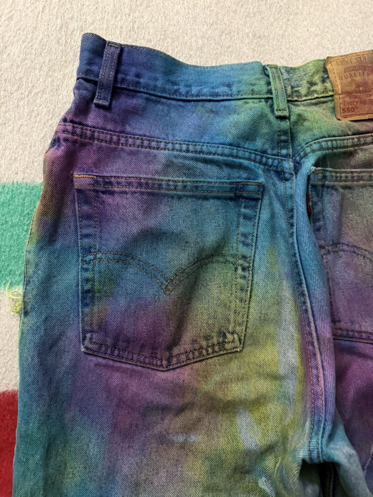 (SOUND)+(VISION) × Levi's × Levi's Vintage Clothing Vintage 90s Tie Dye Paint Splatter 550 Levi’s Jeans 28x28 Size US 28 / EU 44 - 7 Thumbnail