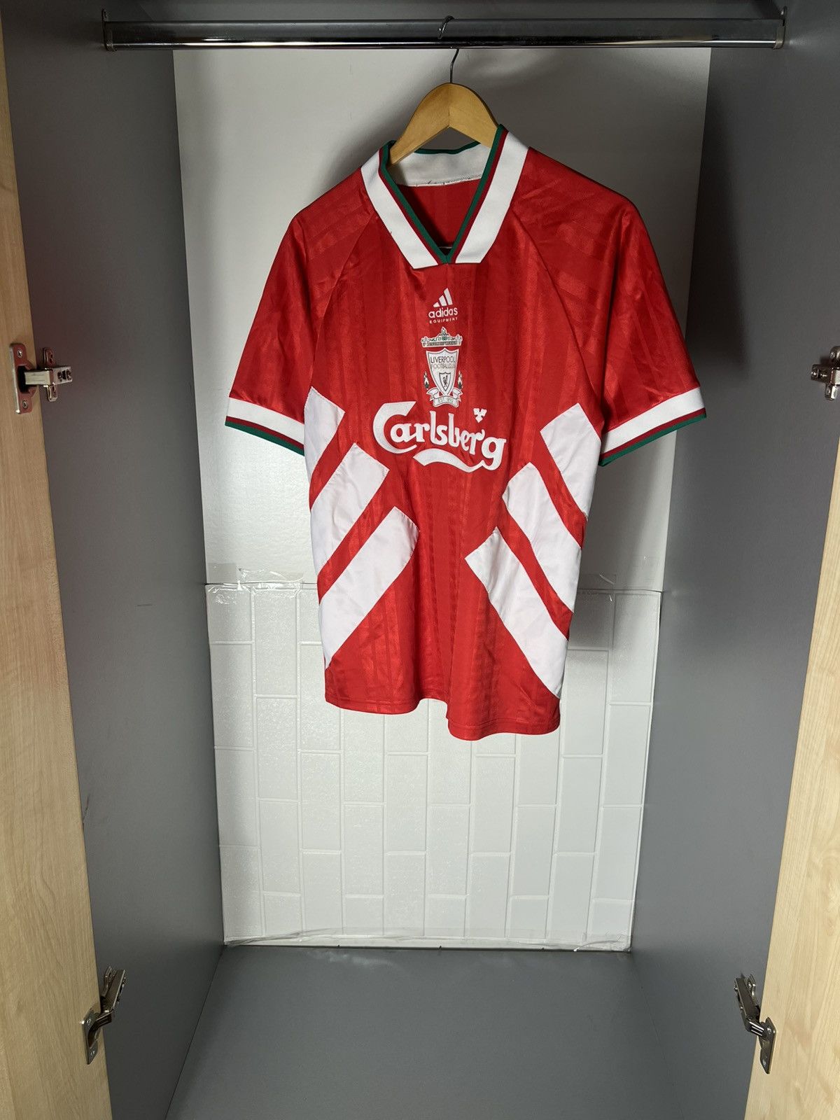 Vintage ADIDAS EQUIPMENT FC LIVERPOOL ENGLAND SOCCER JERSEY RETRO Size US L / EU 52-54 / 3 - 2 Thumbnail