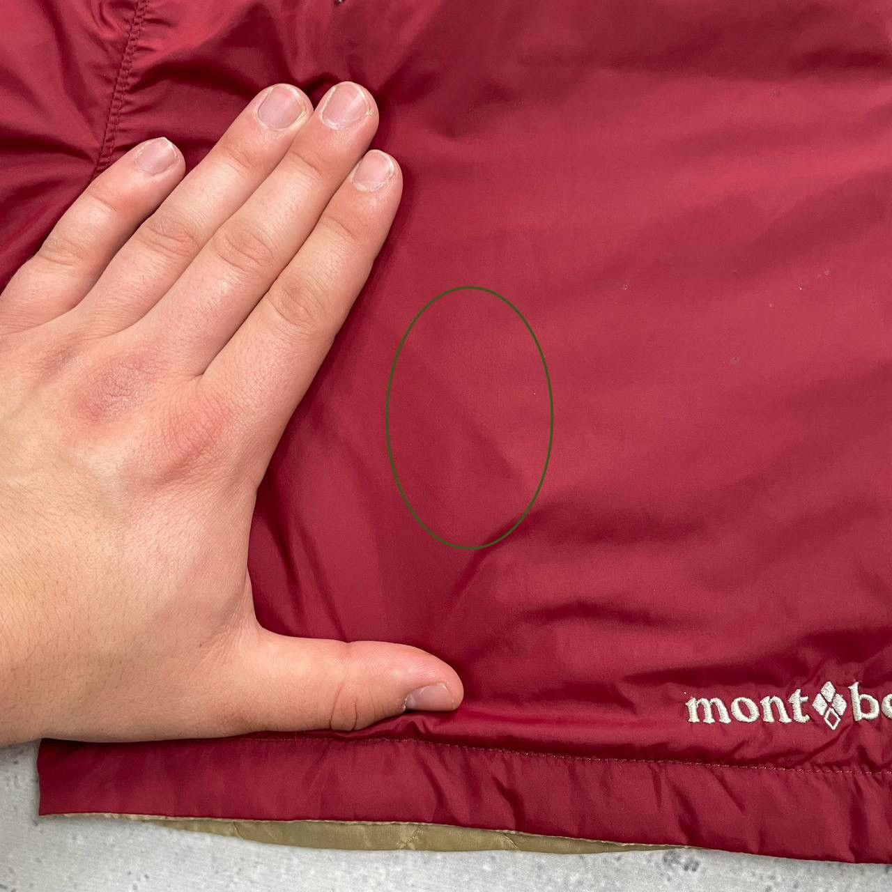 Japanese Brand × Montbell Montbell Reversible Thermawrap Shorts Women's Red/ Gold Size 26" / US 2 / IT 38 - 21 Thumbnail