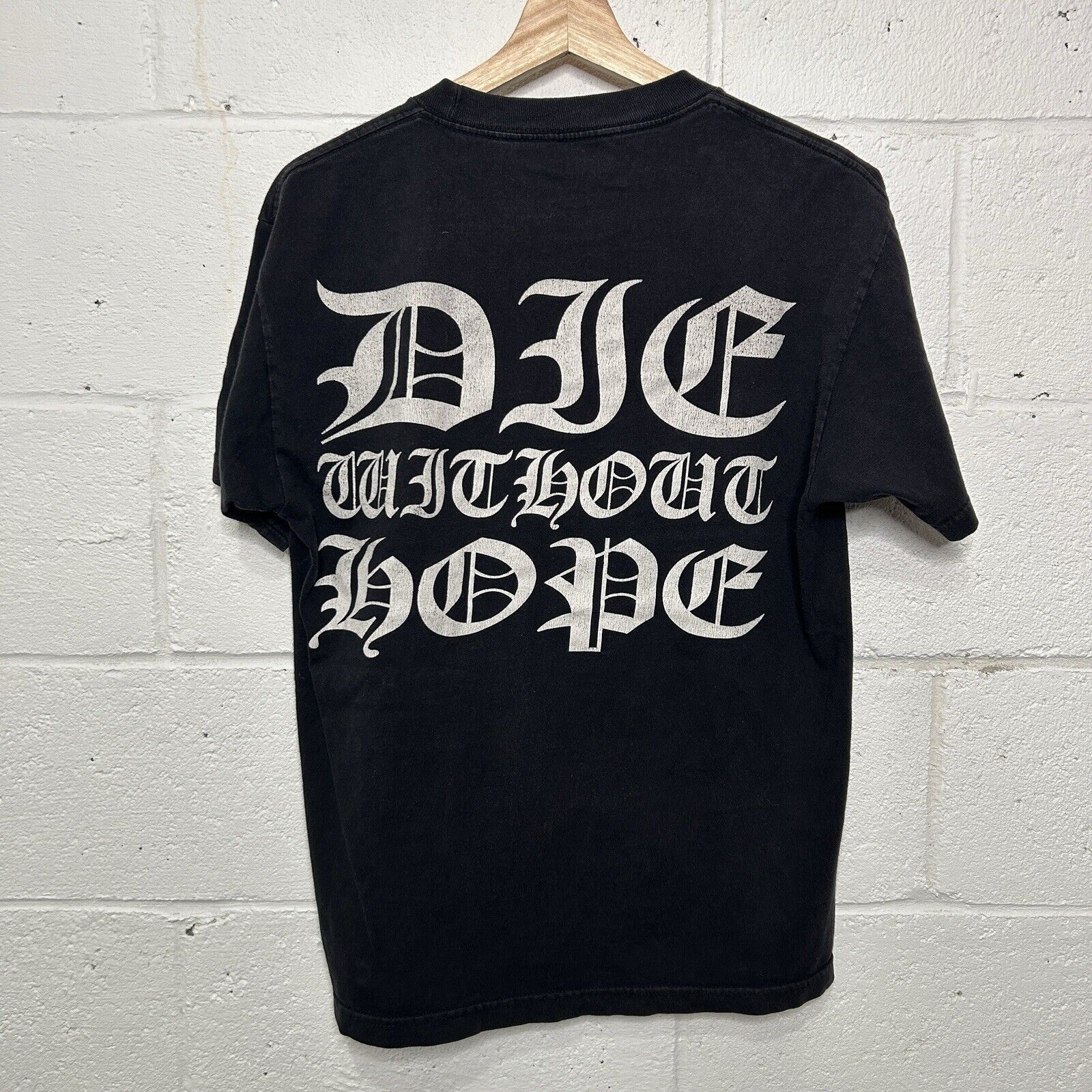 Fruit Of The Loom Carnifex Die Without Hope 2014 Skulls Y2K Deathcore Size US M / EU 48-50 / 2 - 2 Thumbnail