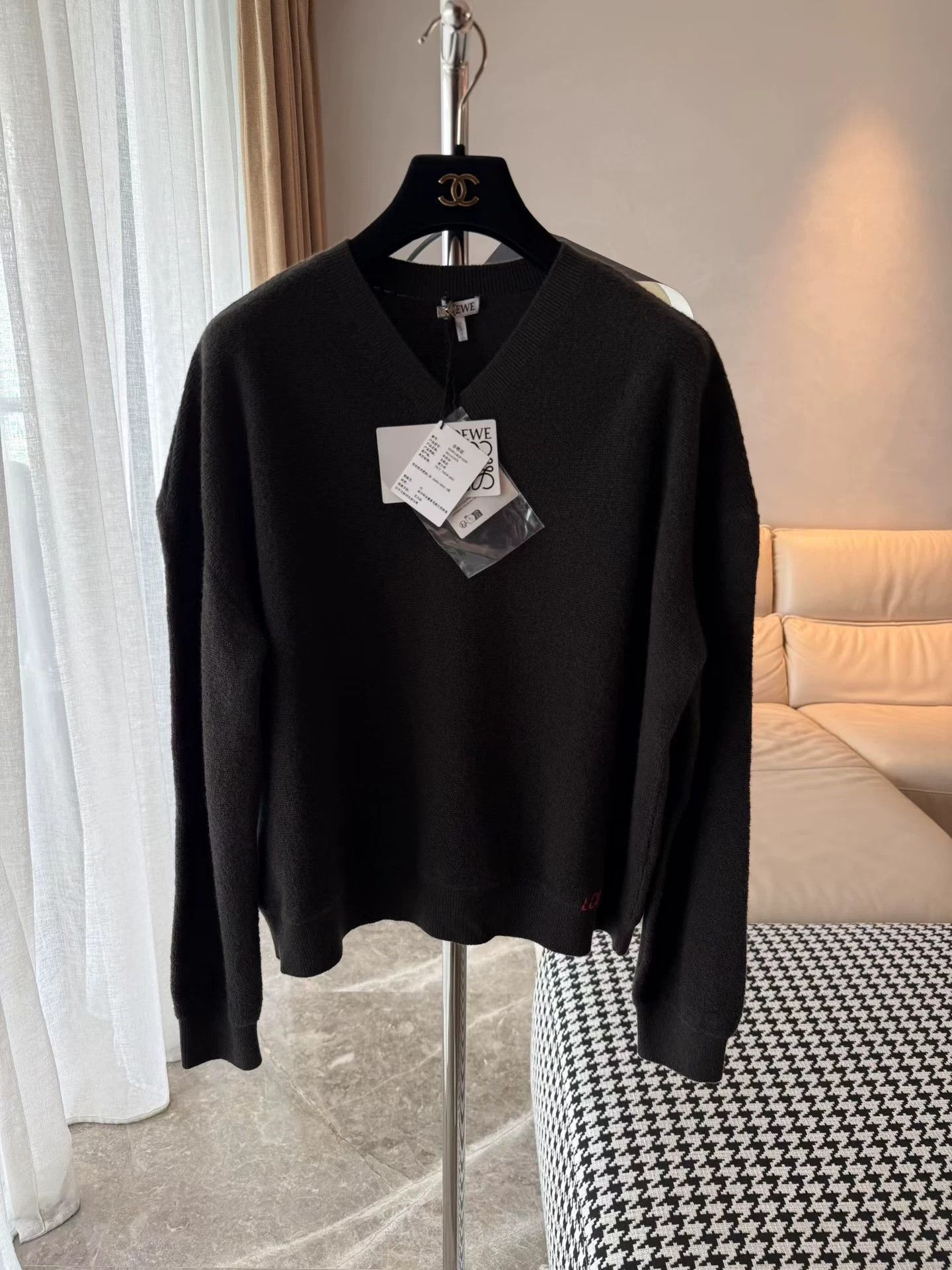 Loewe Loewe 26 Red Letter Embroidered Terry Knit Sweater S Size S / US 4 / IT 40 - 5 Thumbnail