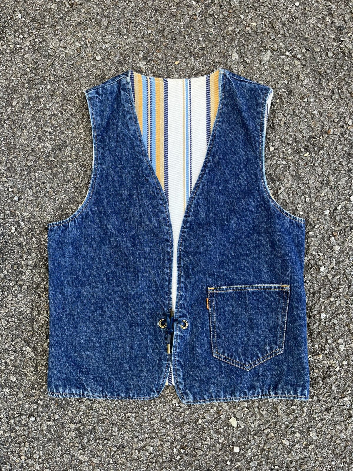 Levi's Vintage Levi’s Big E Orange Tab Reversible Denim Vest Size US S / EU 44-46 / 1 - 1 Thumbnail