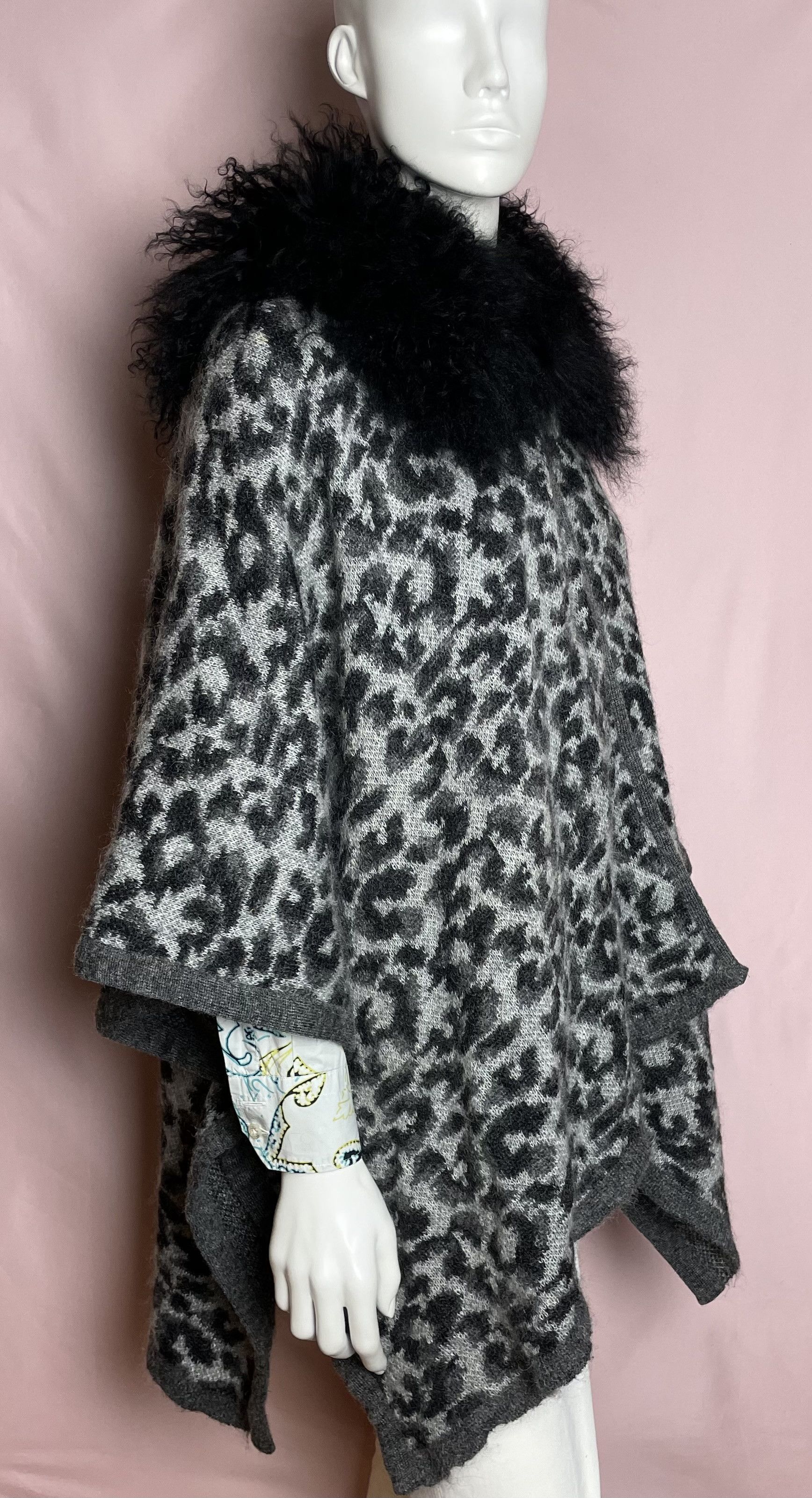 Other Hayley Menzies Leopard Print Elgin Poncho Mohair Size ONE SIZE - 4 Thumbnail