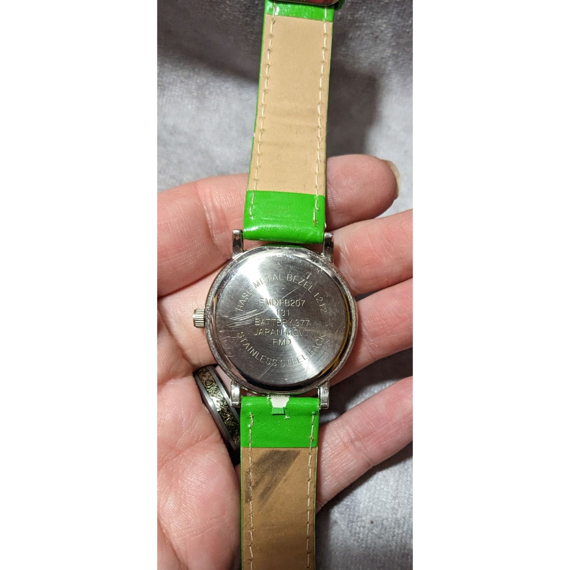 Other Lime Green Faux Leather Silver Tone Face Analog Watch Size ONE SIZE - 8 Thumbnail