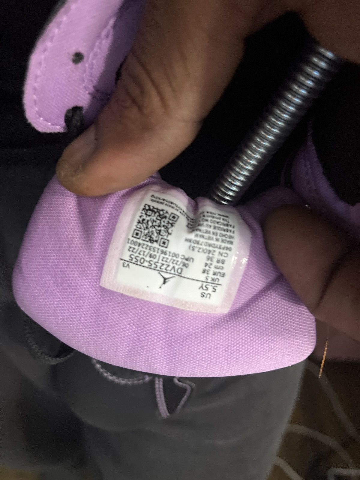 Jordan Brand Retro Jordan 7 “Barely Grape” Size:5.5y Size US 5.5 / EU 38 - 7 Thumbnail