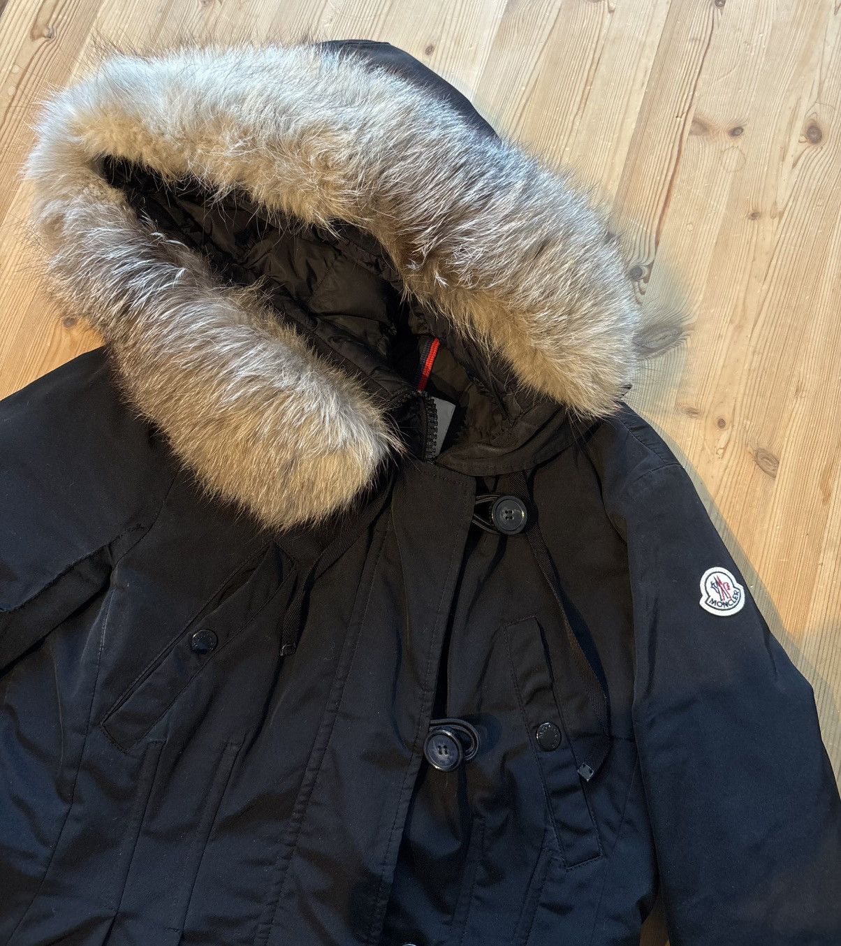 Moncler Moncler Aredhel Furhood Womens Jacket Size M / US 6-8 / IT 42-44 - 10 Thumbnail
